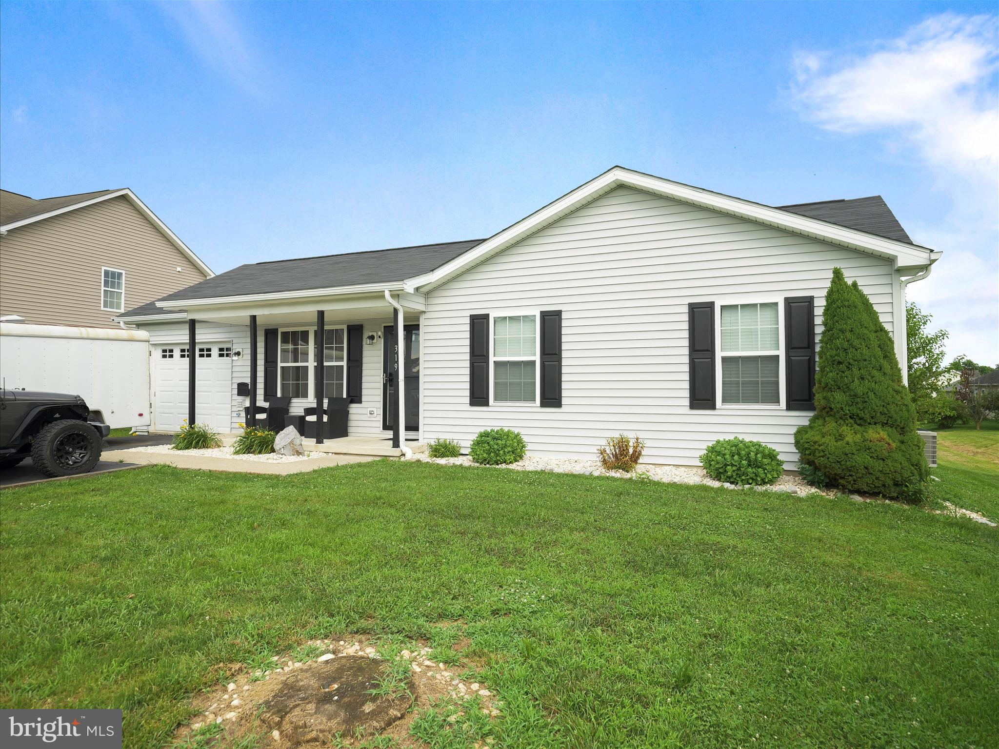 RIDGEFIELD - Residential