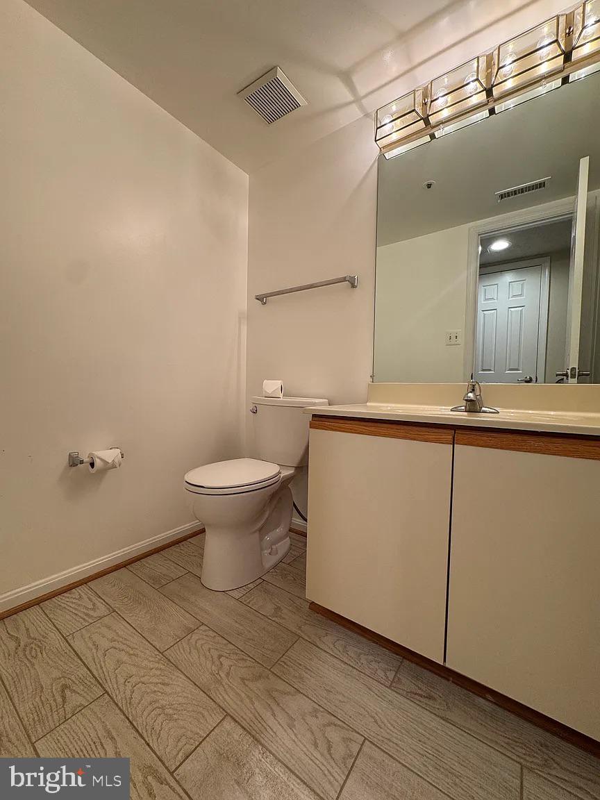 18029 FERTILE MEADOW COURT