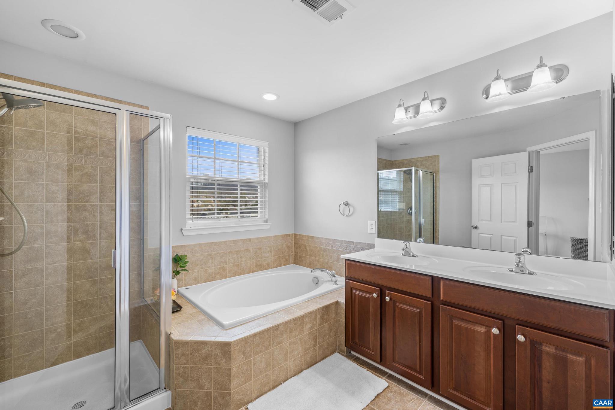 PAVILIONS AT PANTOPS - Residential