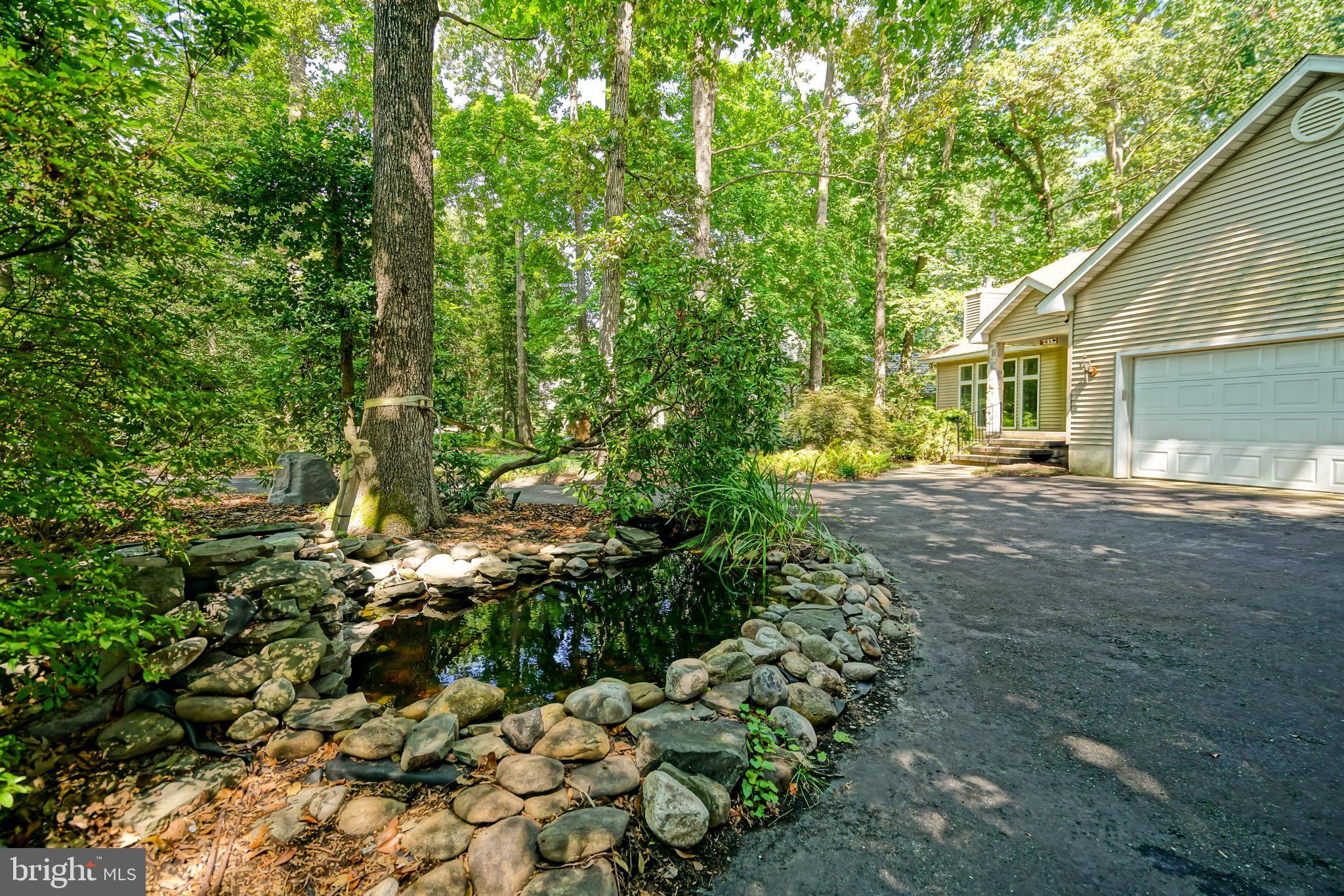 65 KINGS CREEK CIRCLE