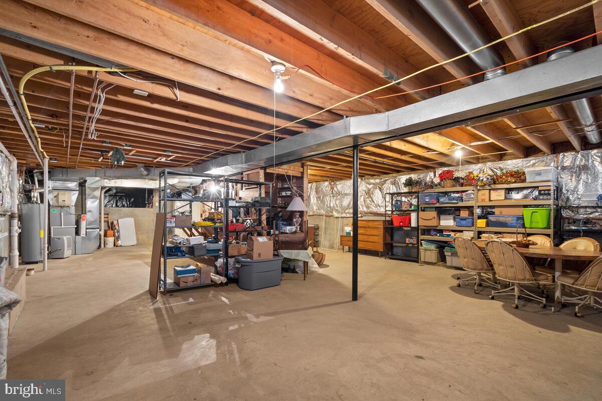 HALLOWELL - Residential