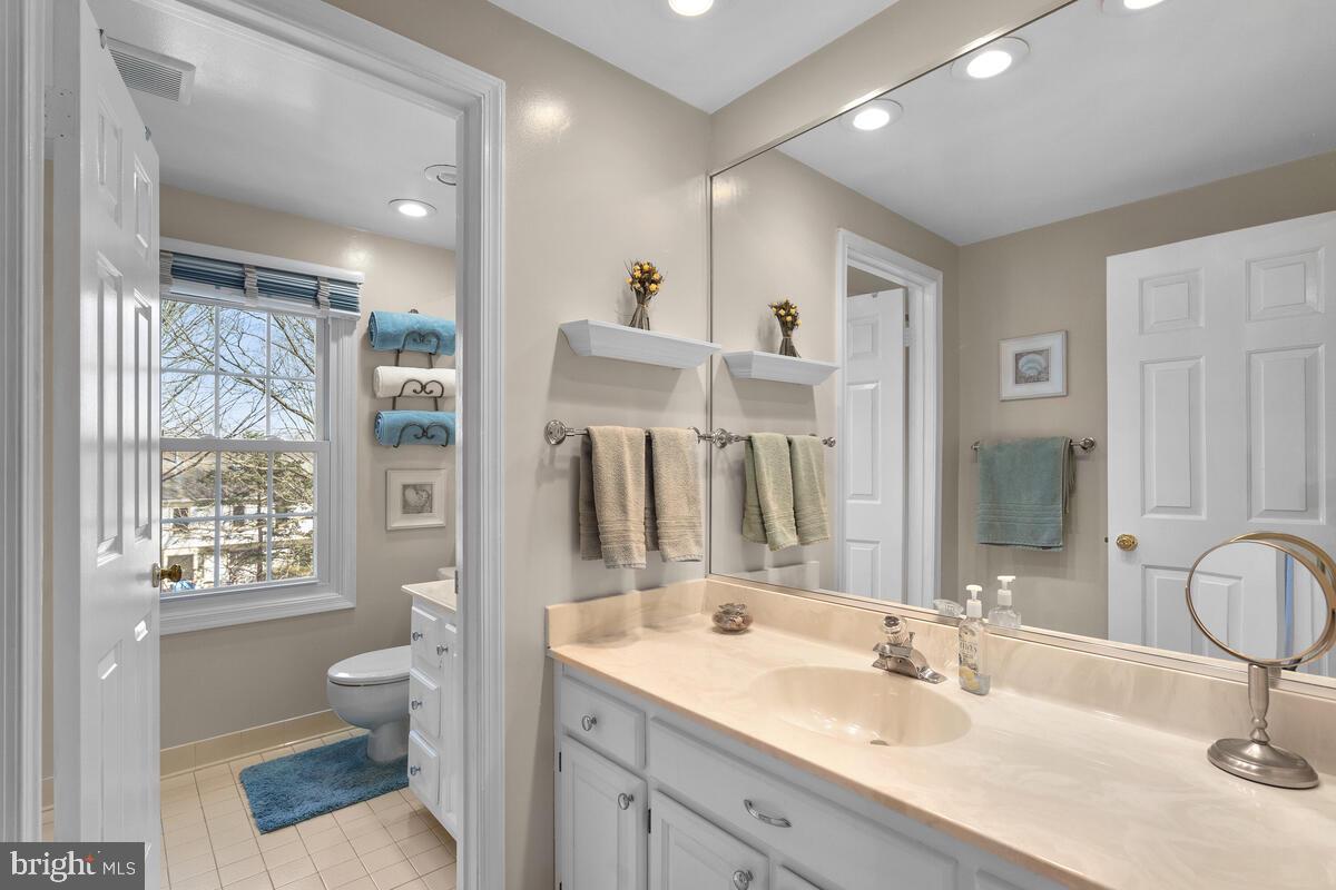 HALLOWELL - Residential