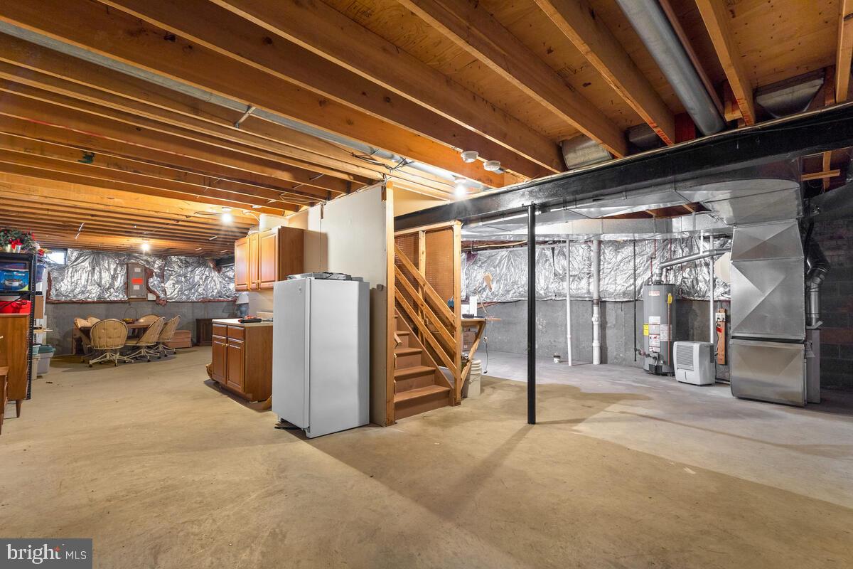 HALLOWELL - Residential