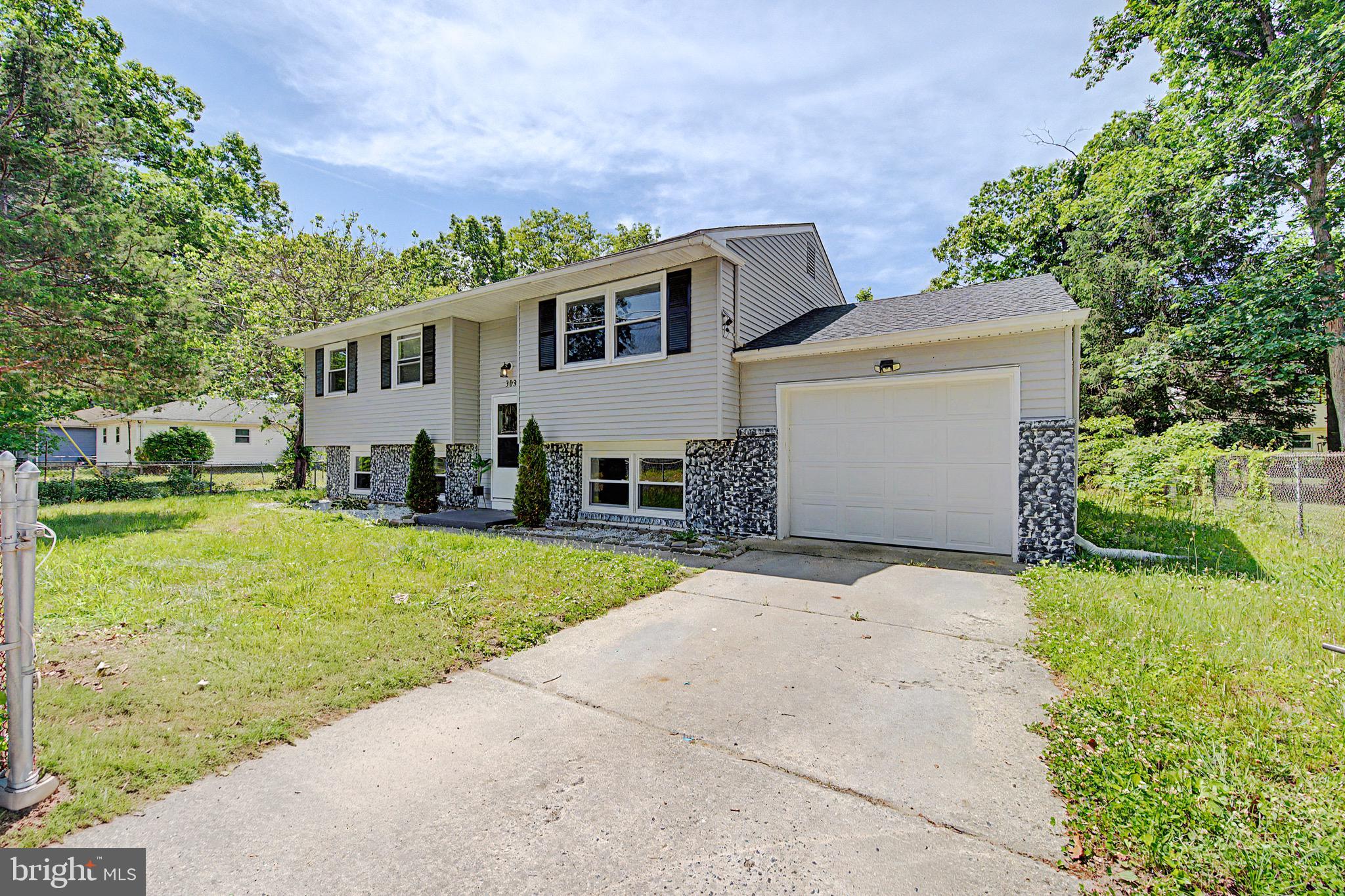 303 BAYBERRY STREET