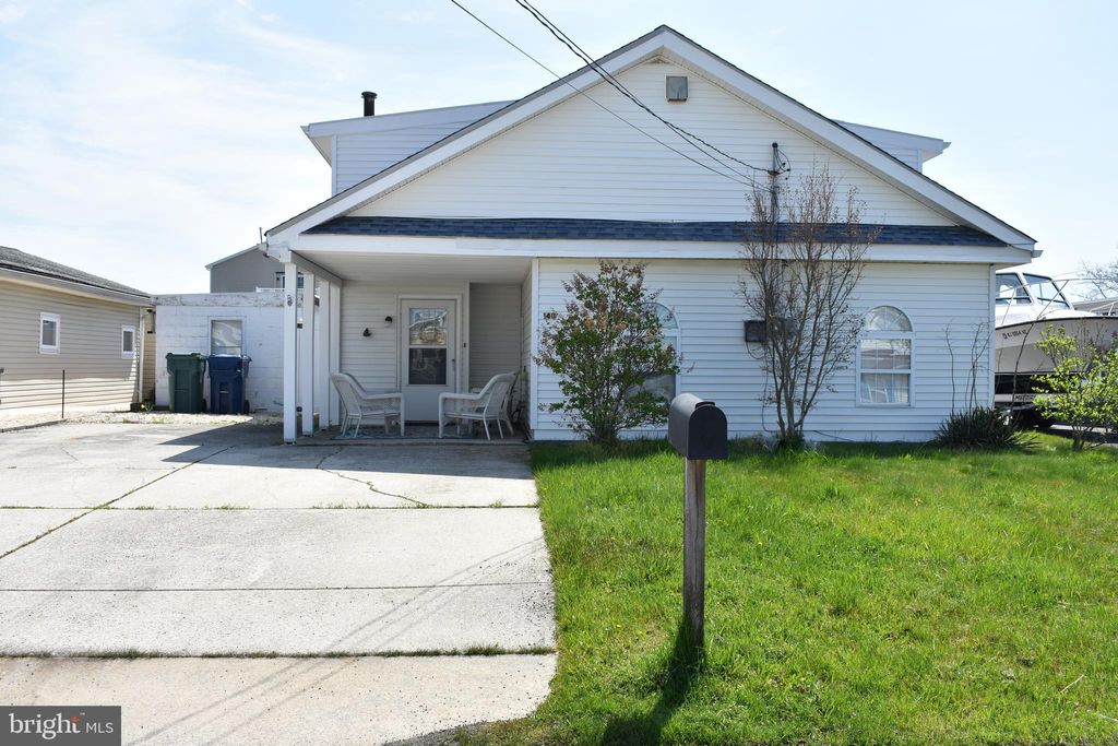 Photo of 140 N Ensign Drive, LITTLE EGG HARBOR TWP, NJ 08087 (MLS # NJOC2041650)