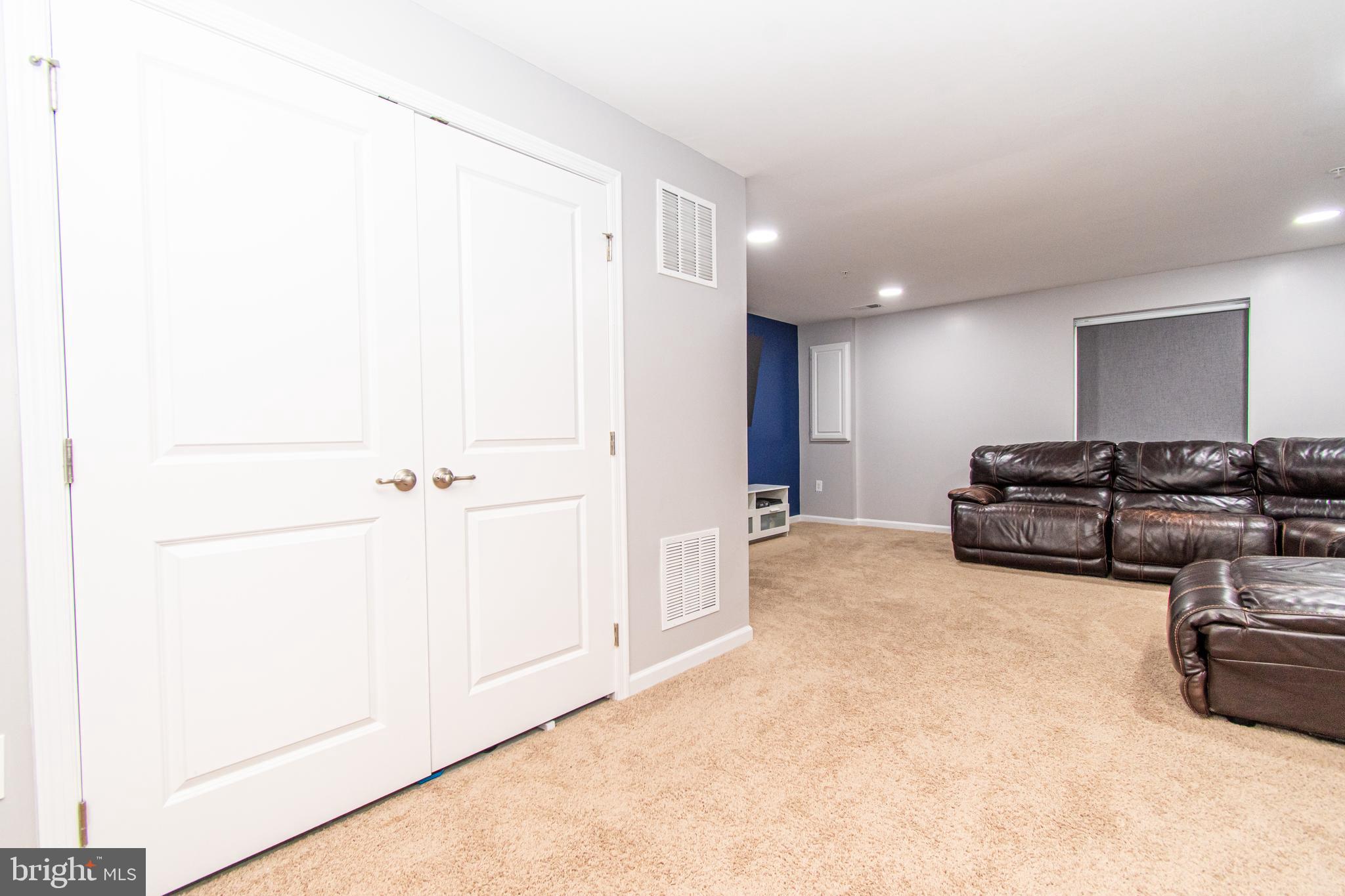 LANDSDALE - Residential