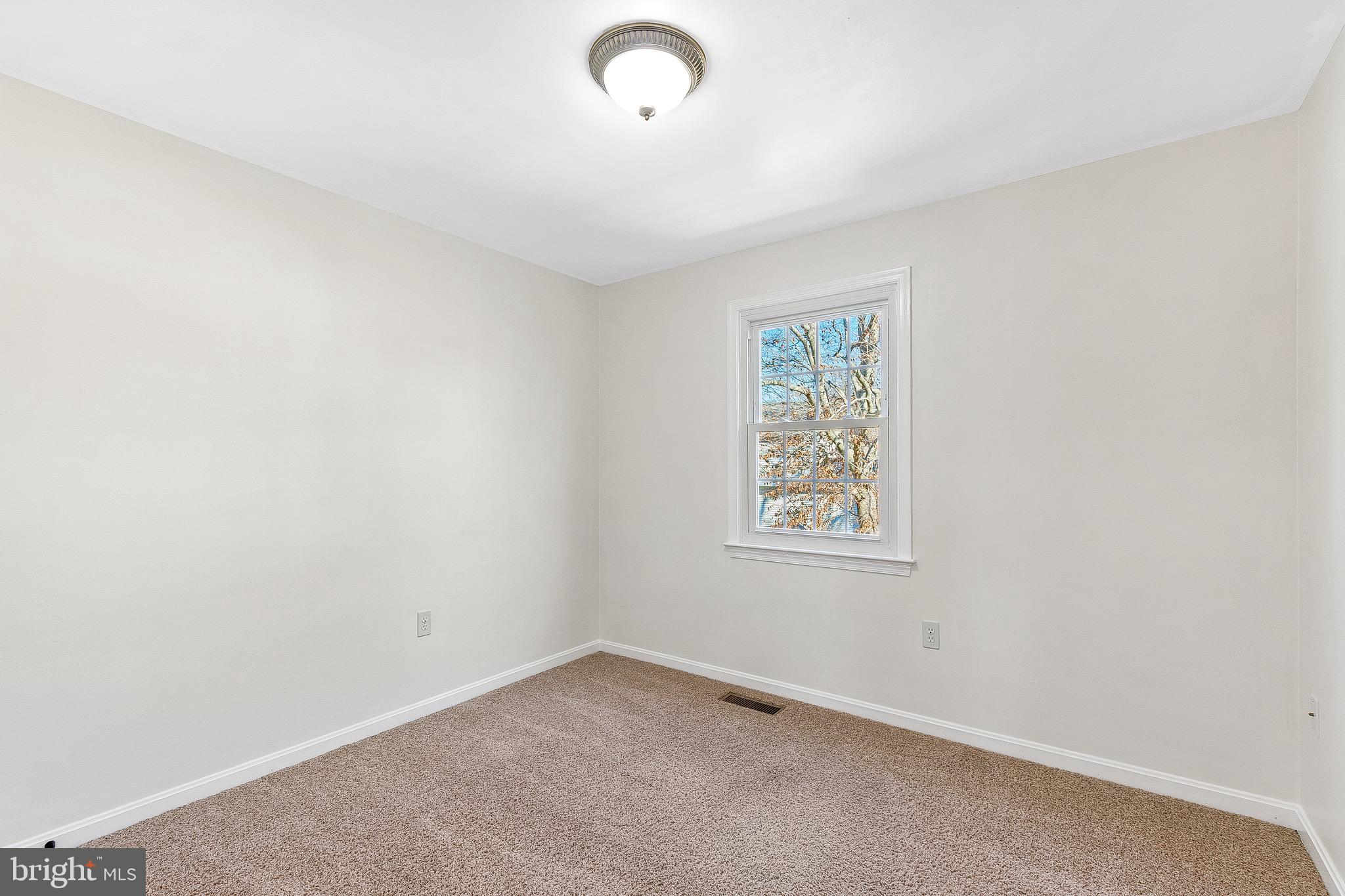 ST CHARLES SUB - HAMPSHIRE - Residential