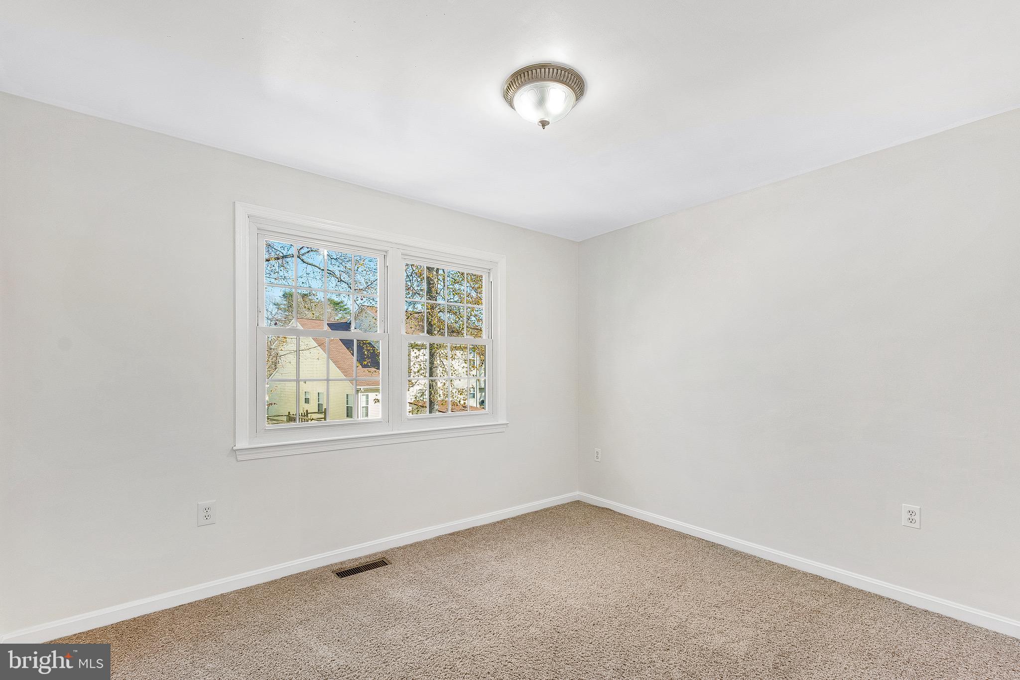 ST CHARLES SUB - HAMPSHIRE - Residential