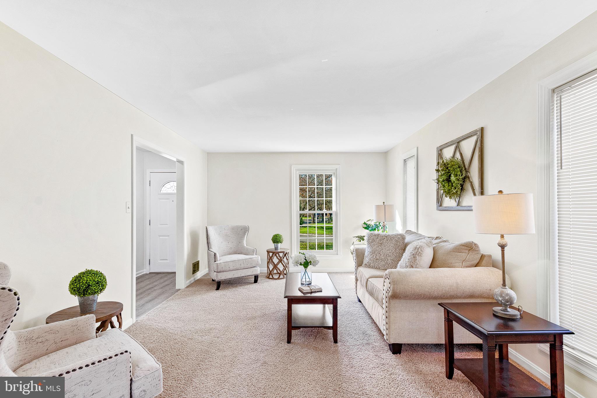 ST CHARLES SUB - HAMPSHIRE - Residential