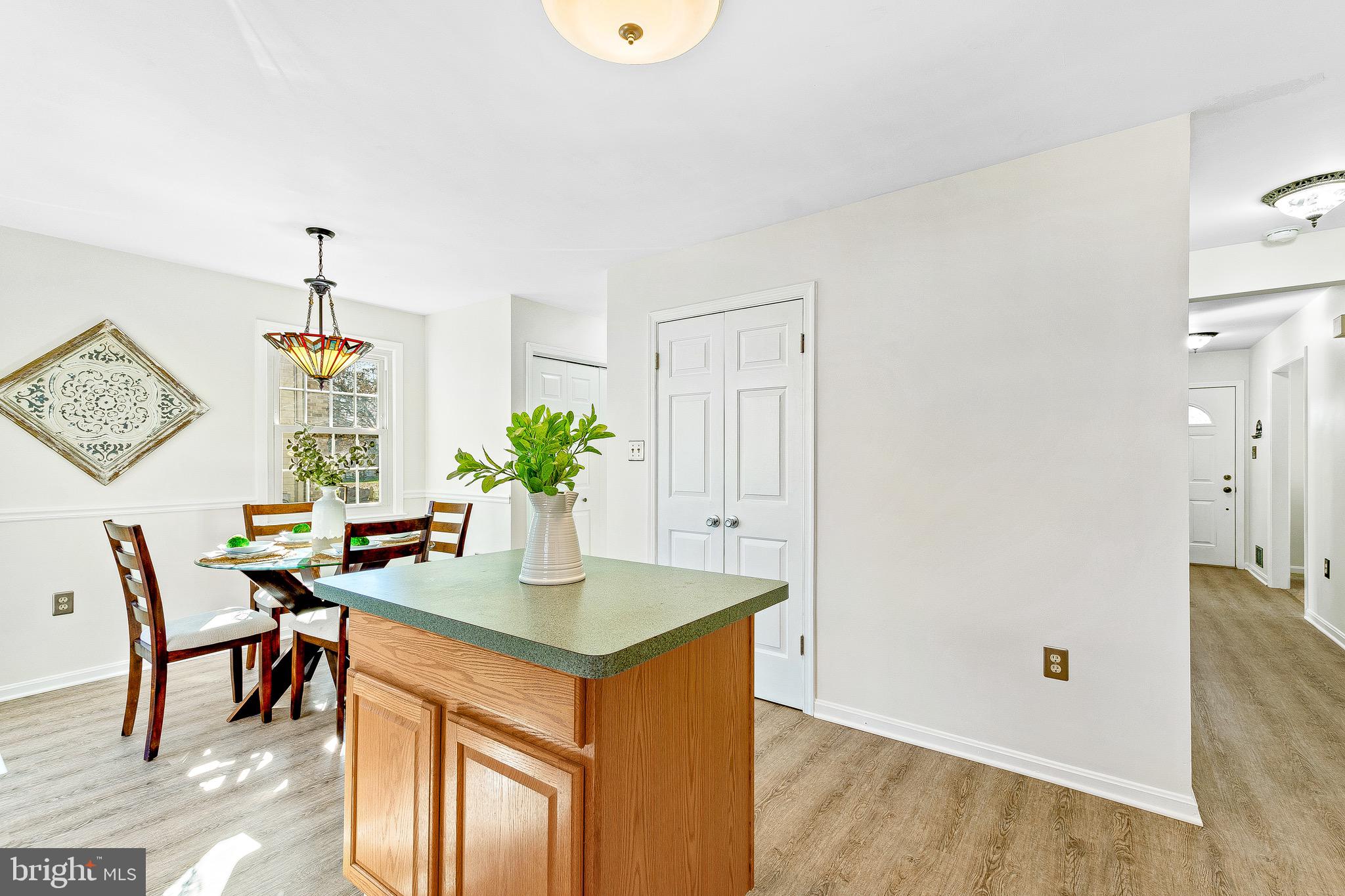 ST CHARLES SUB - HAMPSHIRE - Residential