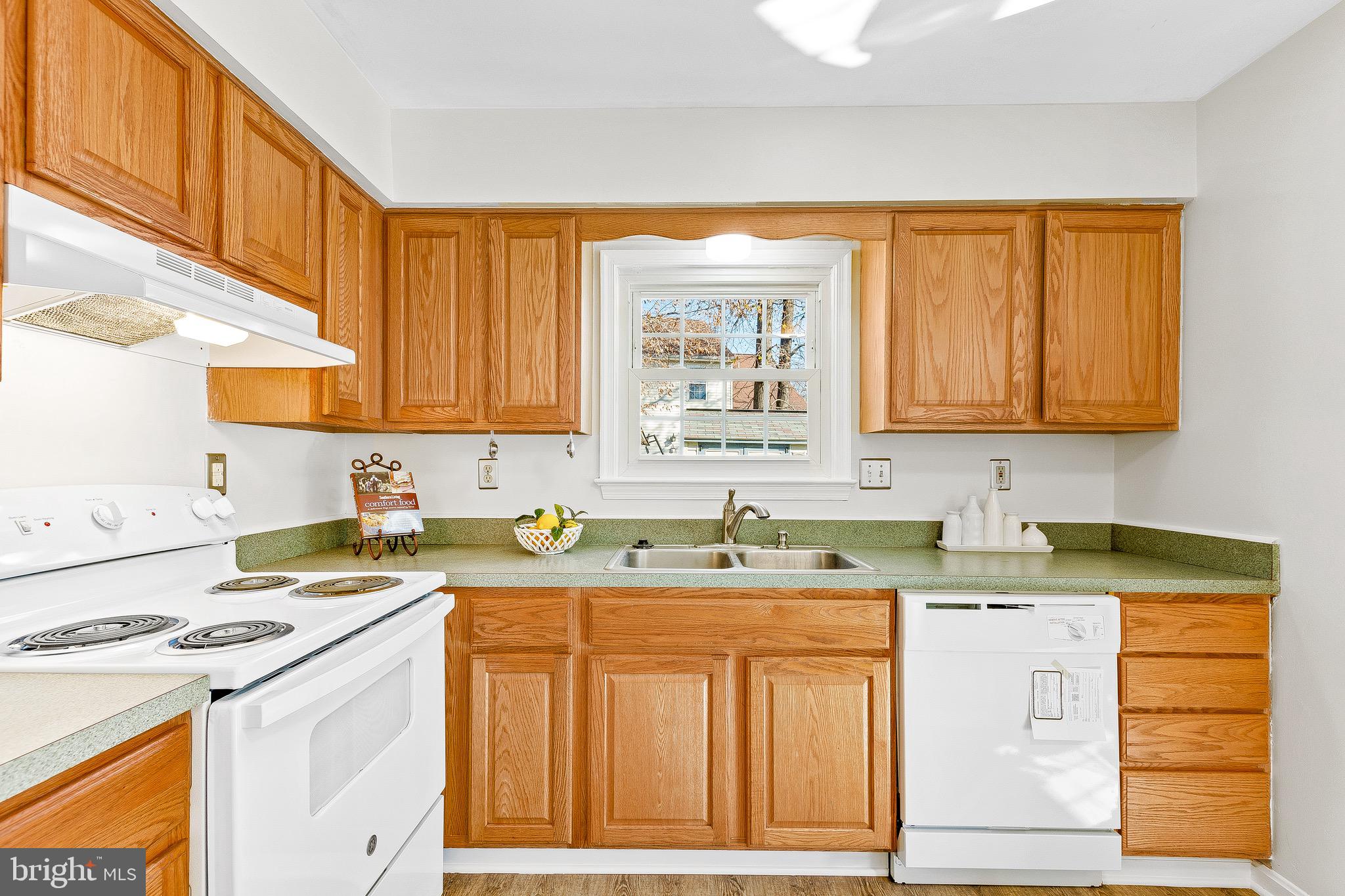 ST CHARLES SUB - HAMPSHIRE - Residential