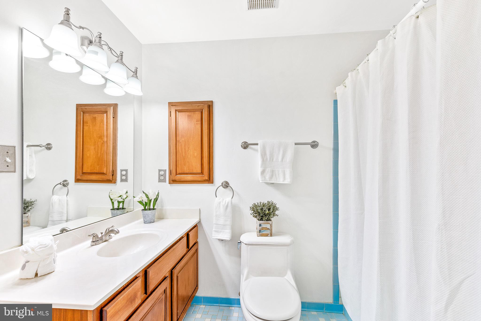 ST CHARLES SUB - HAMPSHIRE - Residential