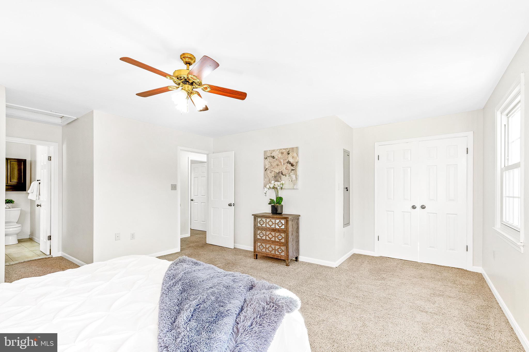 ST CHARLES SUB - HAMPSHIRE - Residential