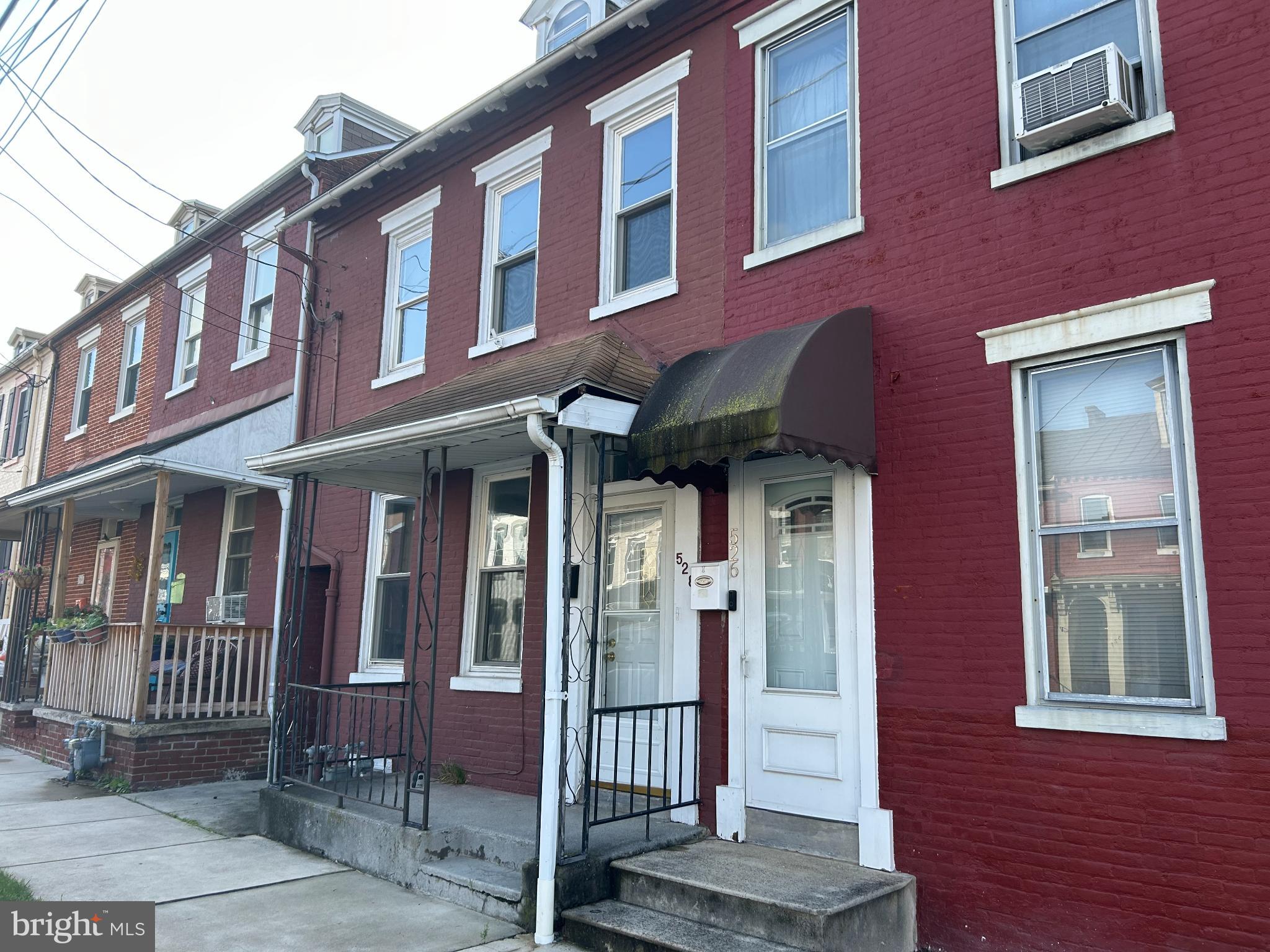 528 WALNUT STREET