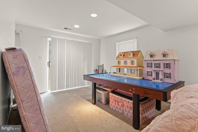 WOLFTRAP MEADOWS - Residential