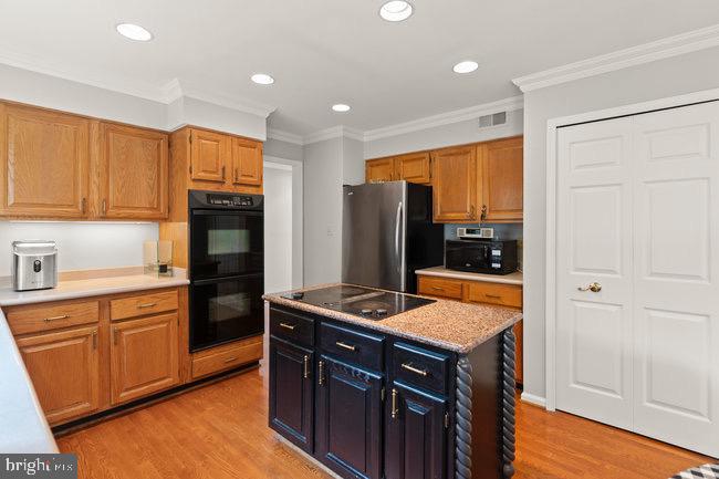 WOLFTRAP MEADOWS - Residential