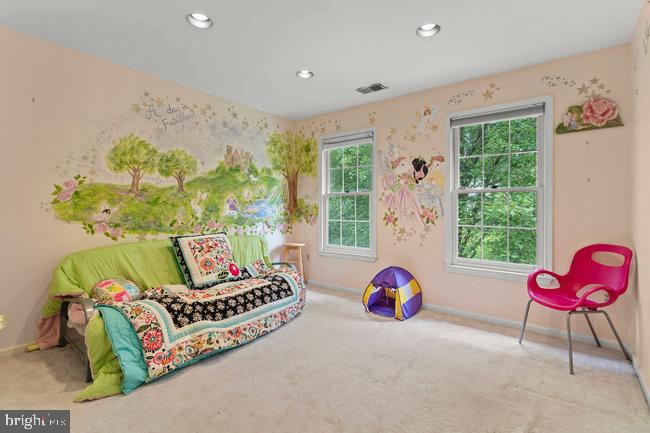 WOLFTRAP MEADOWS - Residential