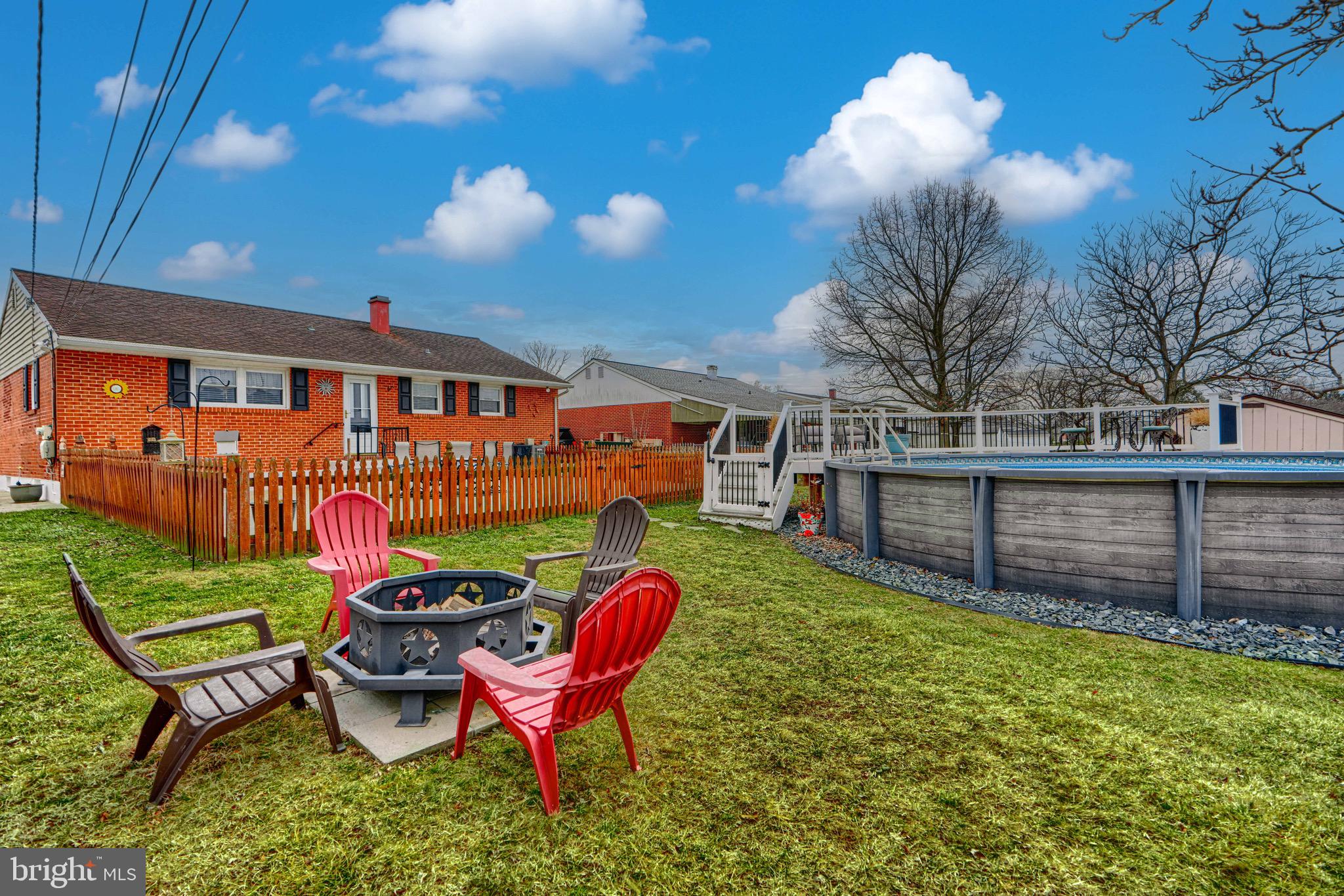 9518 HOLIDAY MANOR ROAD