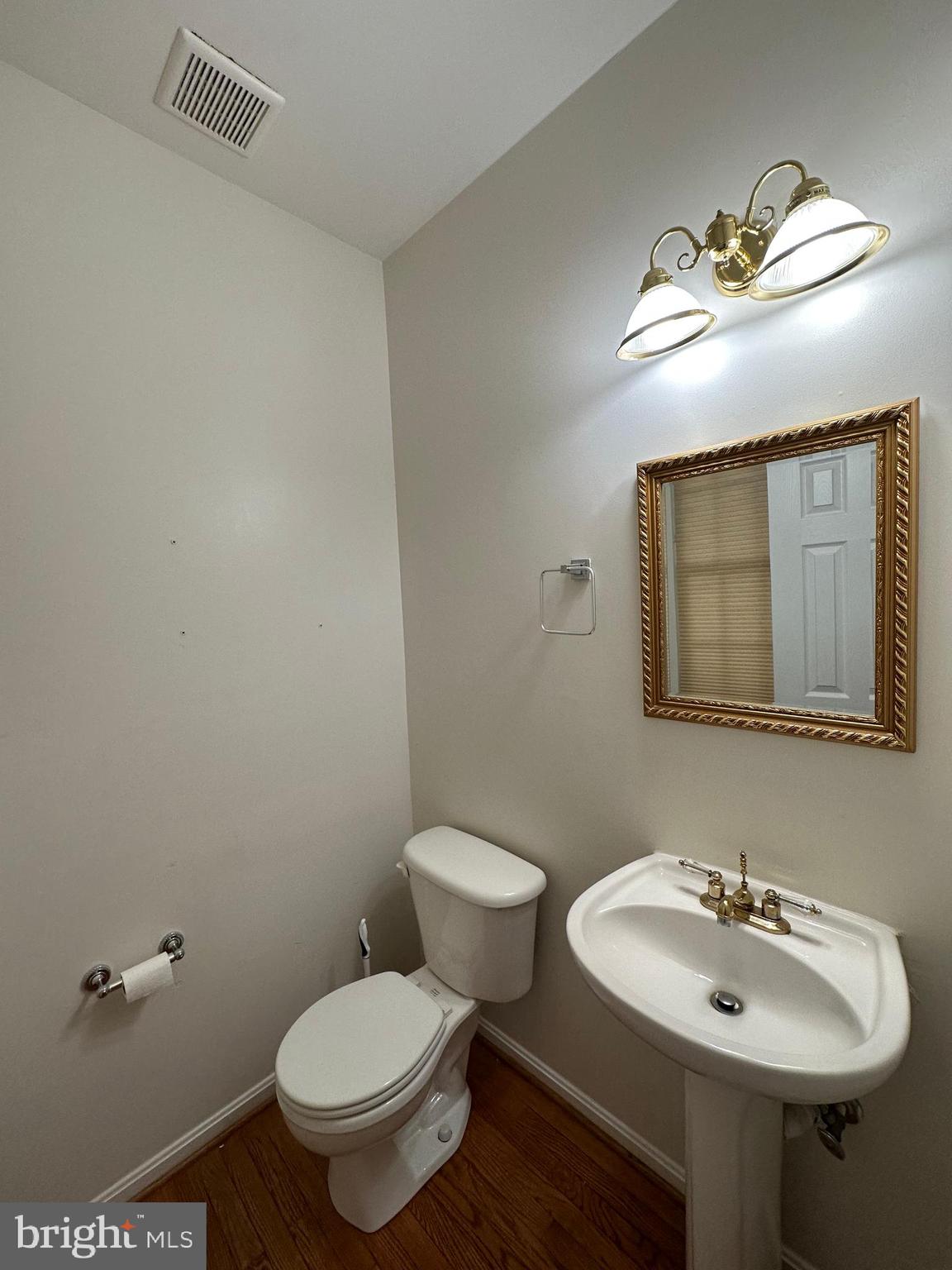 HAMPSTEAD LANDING - Residential Lease