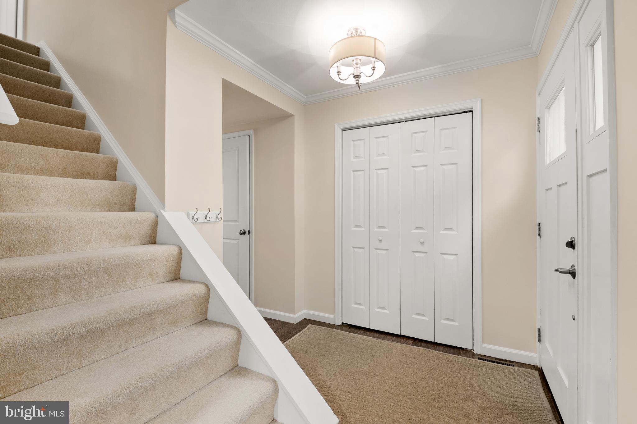 KING CHARLES COMMONS - Residential