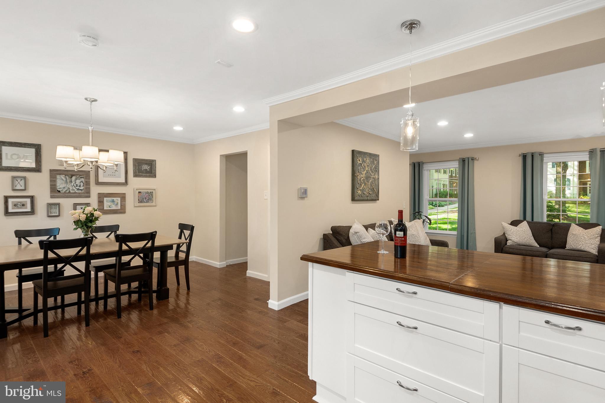 KING CHARLES COMMONS - Residential