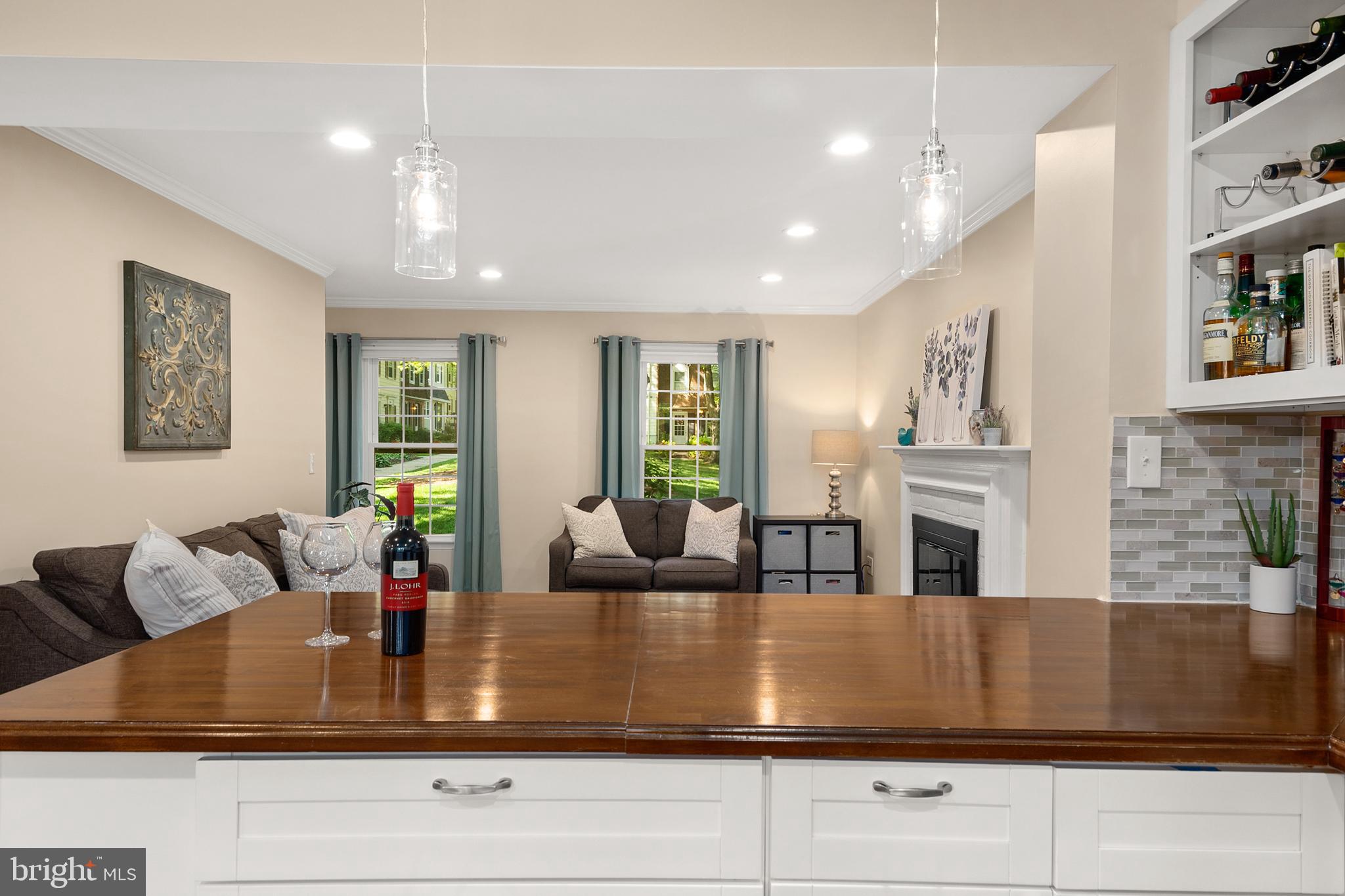 KING CHARLES COMMONS - Residential