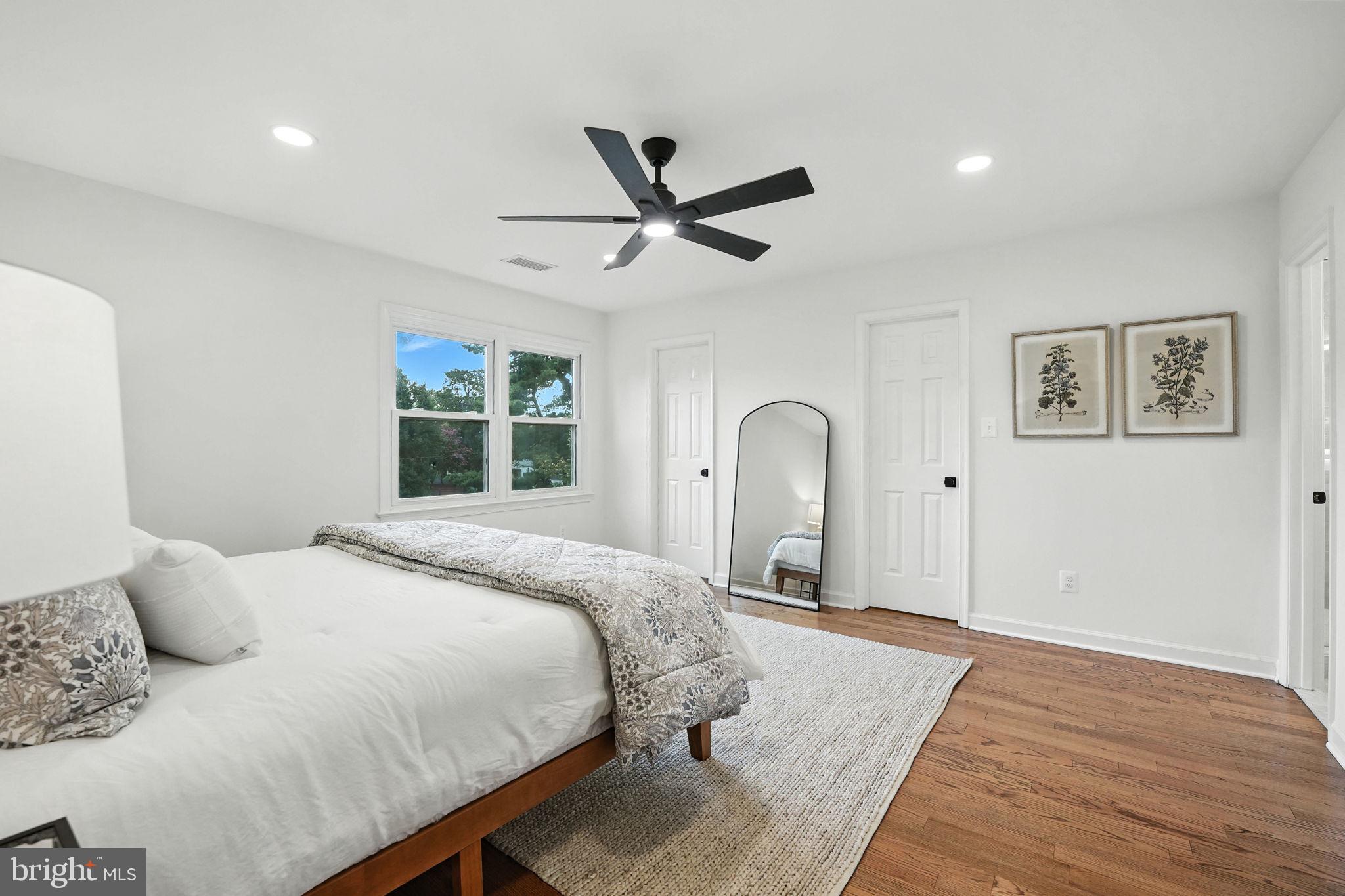 LYON VILLAGE - Residential