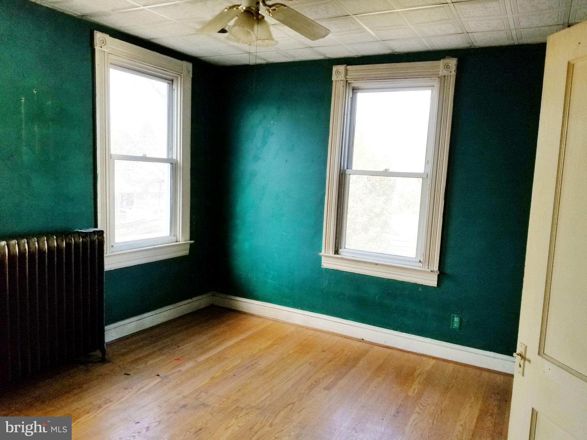 WYNNEWOOD - Residential