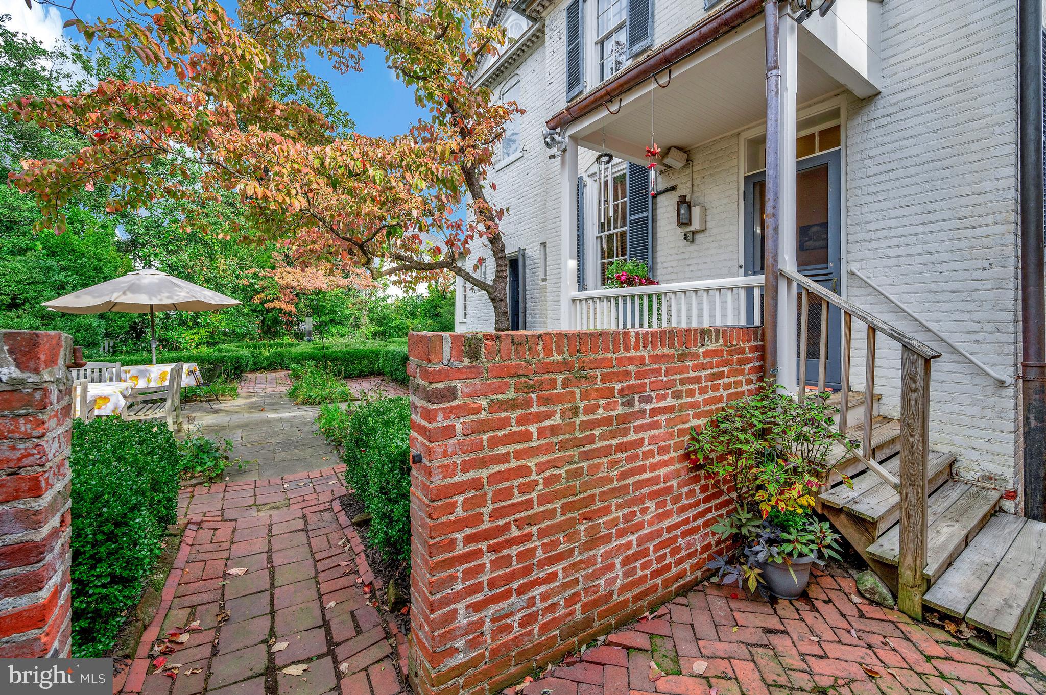 LOWER CAROLINE - Residential