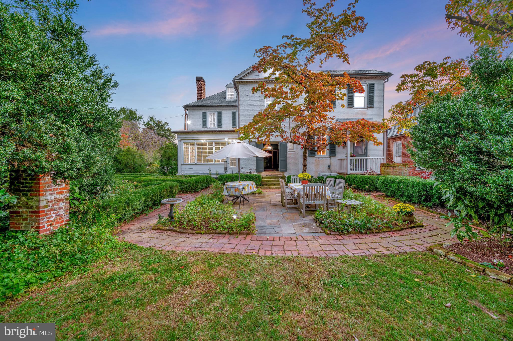 LOWER CAROLINE - Residential