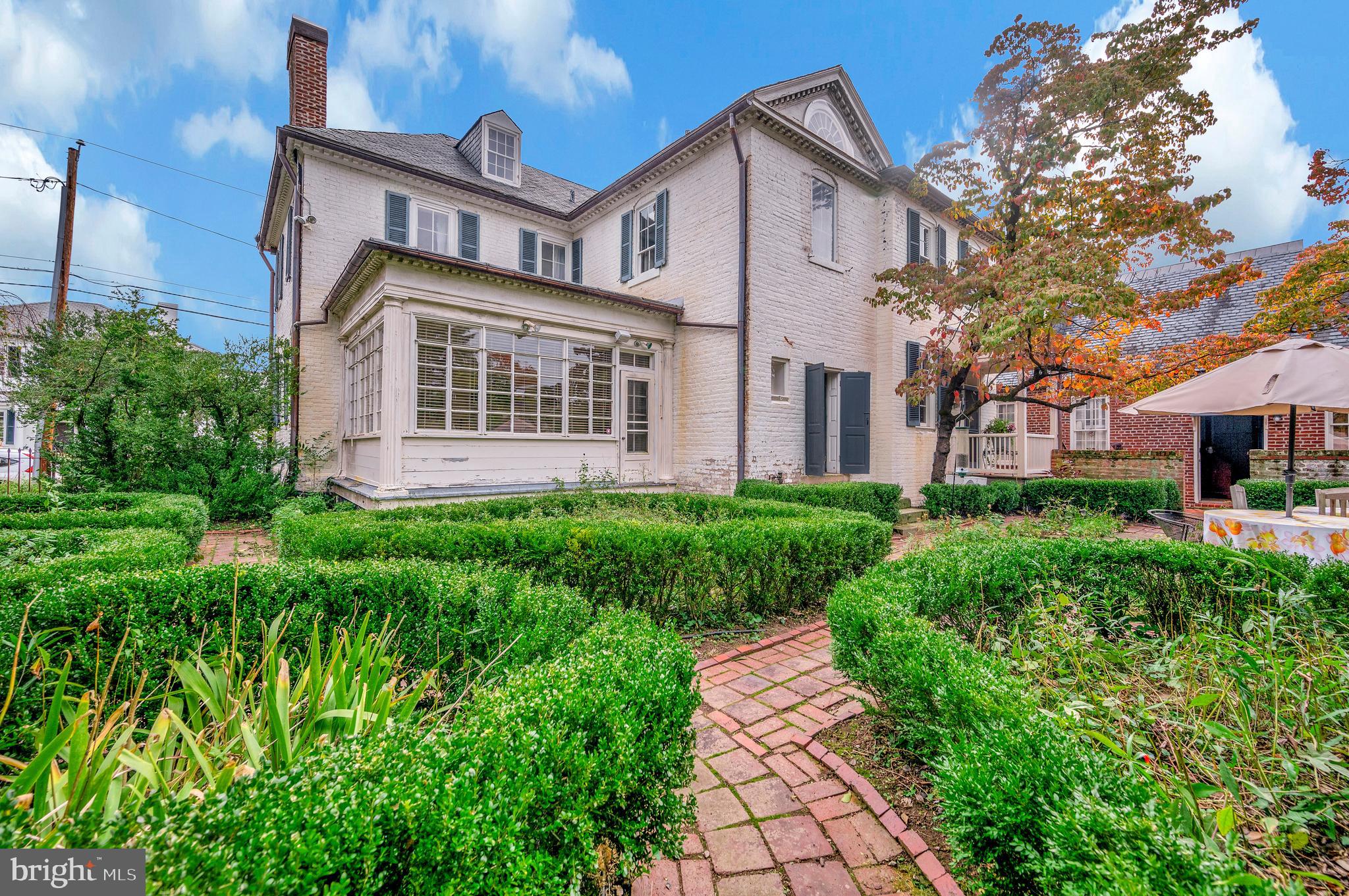 LOWER CAROLINE - Residential