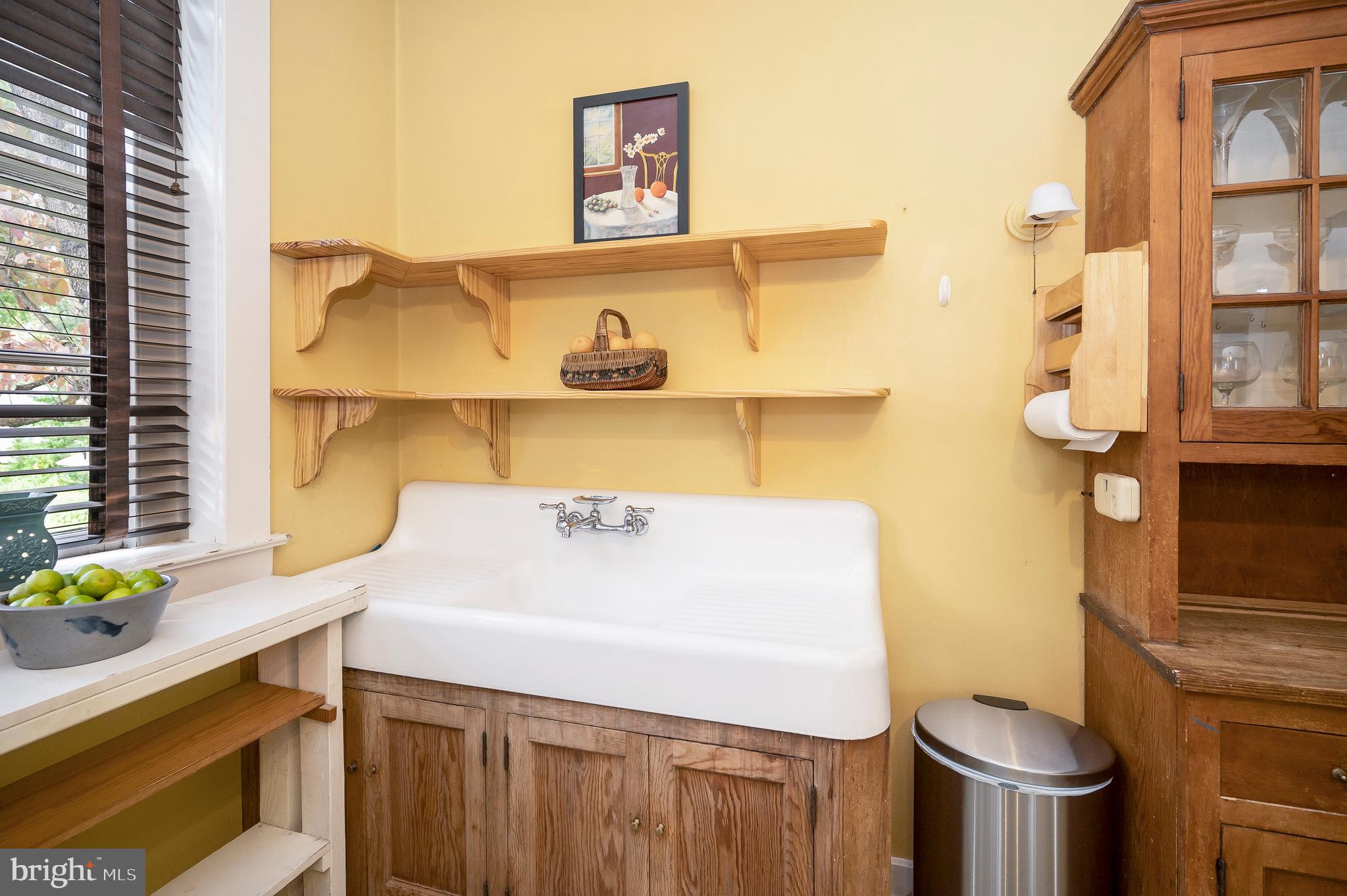 LOWER CAROLINE - Residential