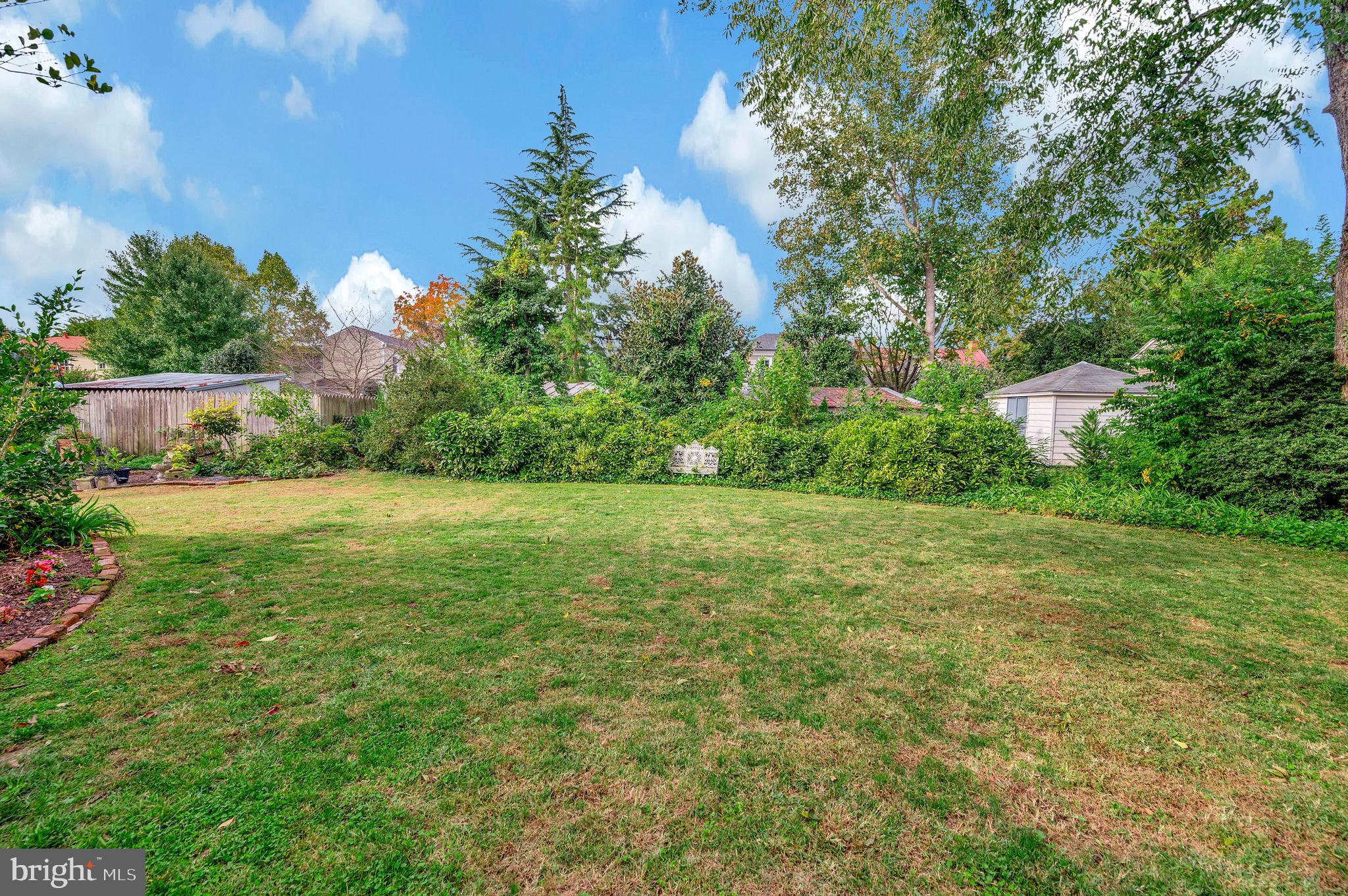 LOWER CAROLINE - Residential