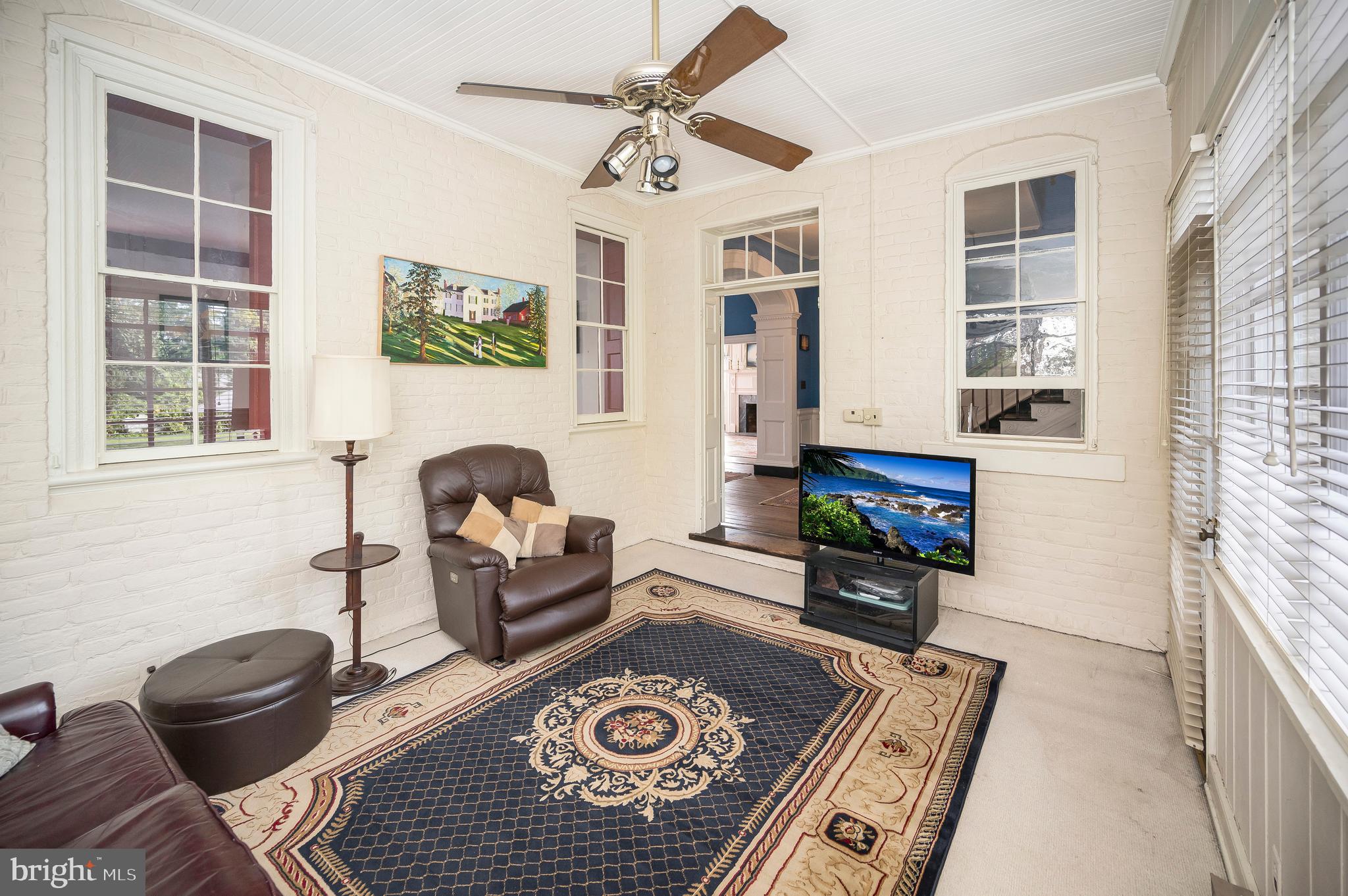 LOWER CAROLINE - Residential