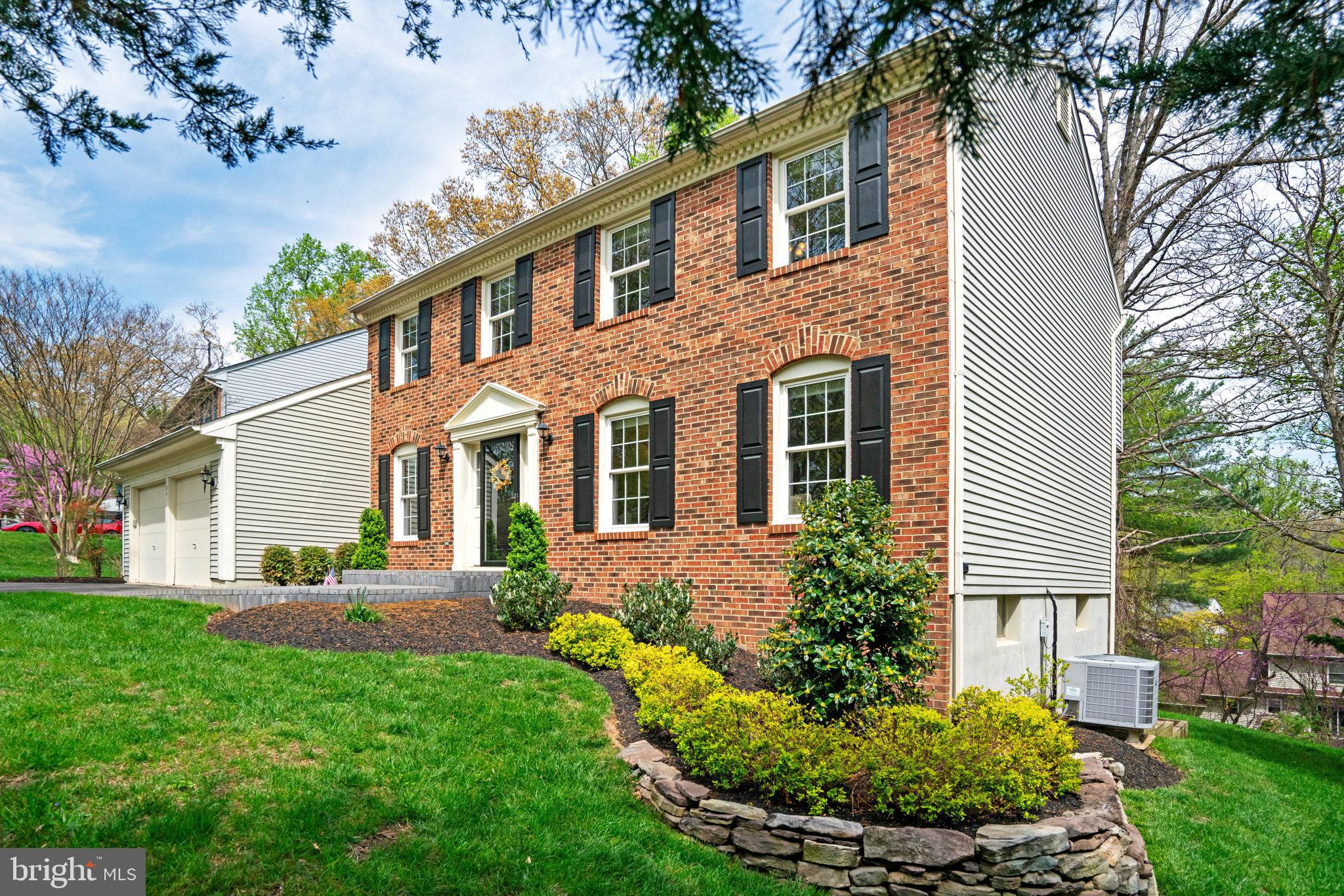 8414 SWEET PINE COURT