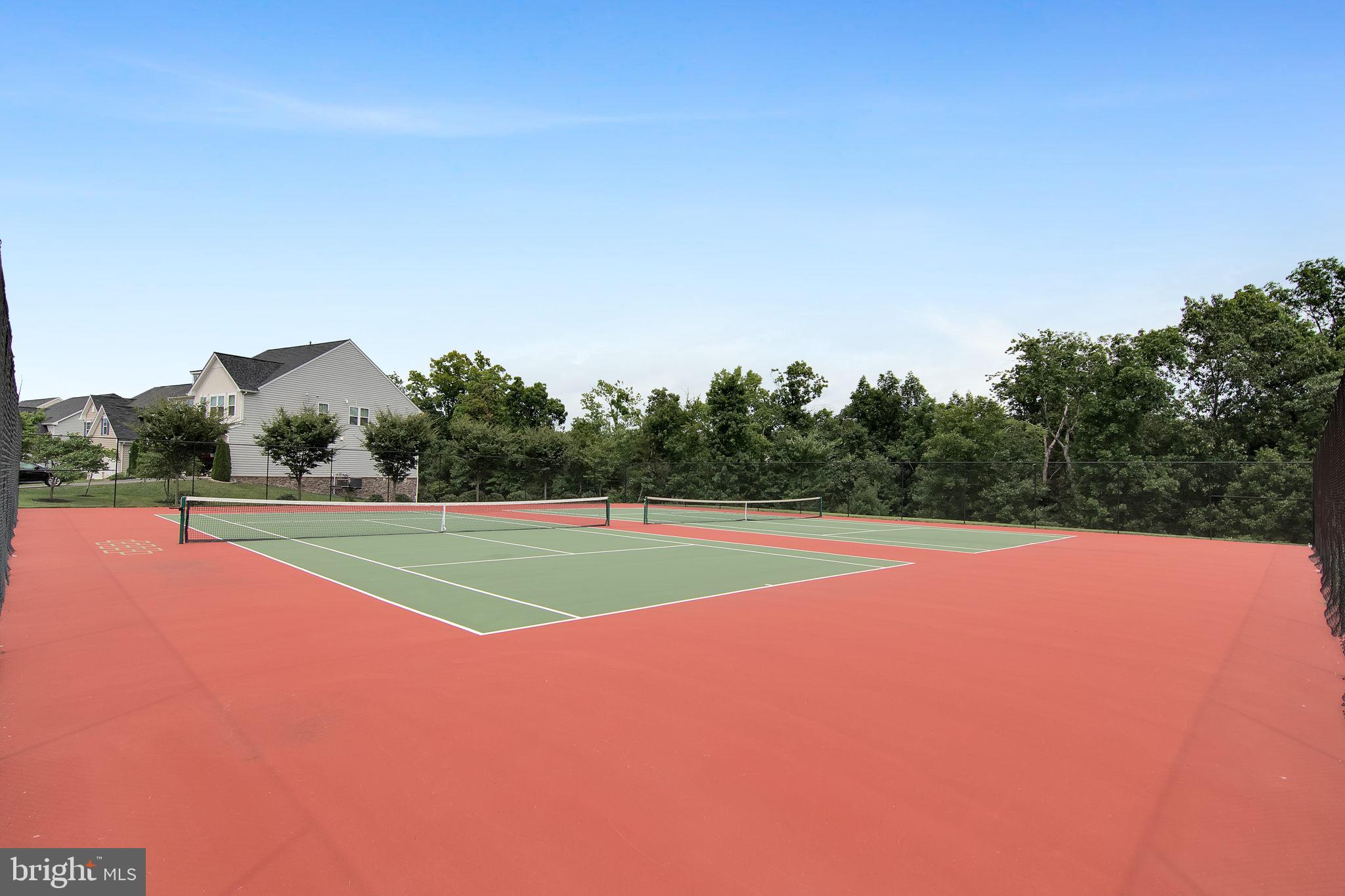 SEVEN HILLS - Residential