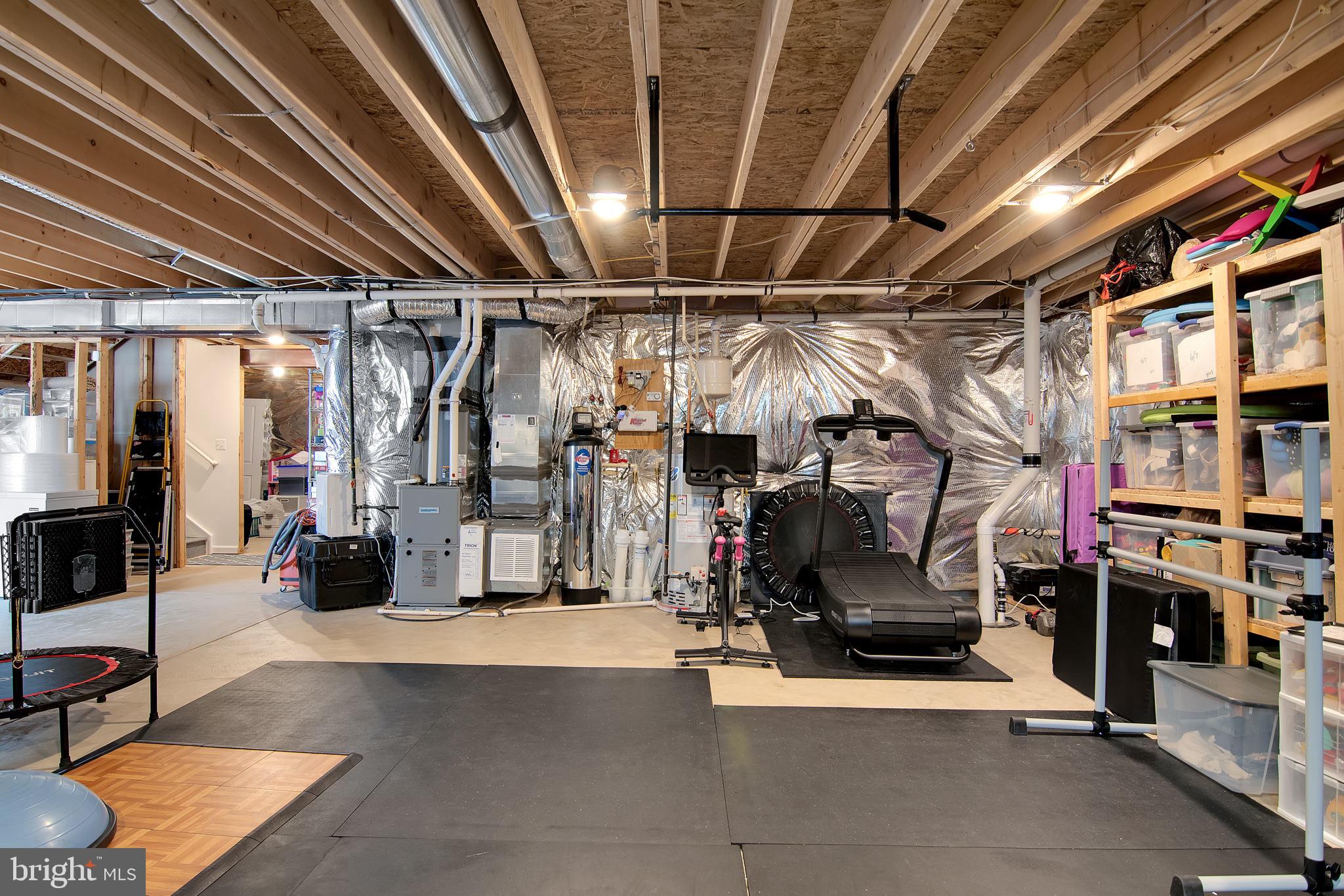 SEVEN HILLS - Residential