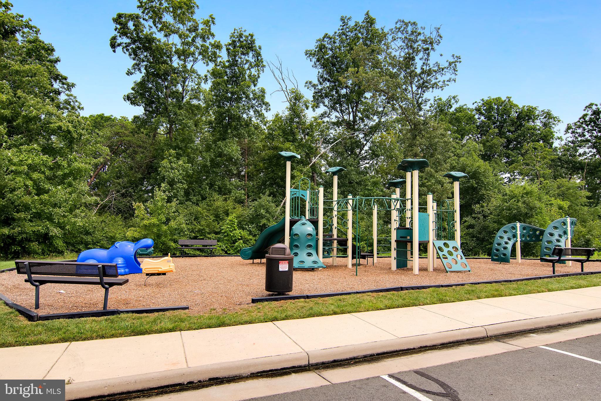 SEVEN HILLS - Residential