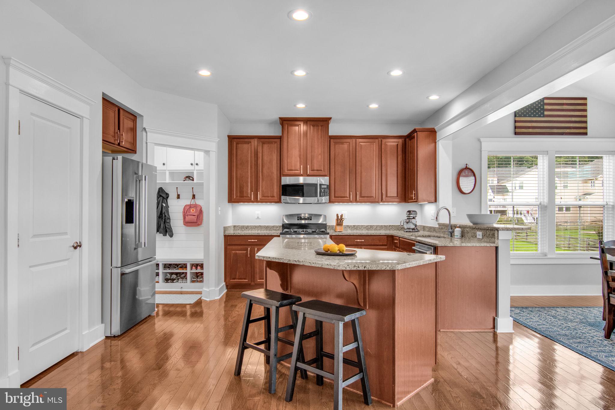 SEVEN HILLS - Residential