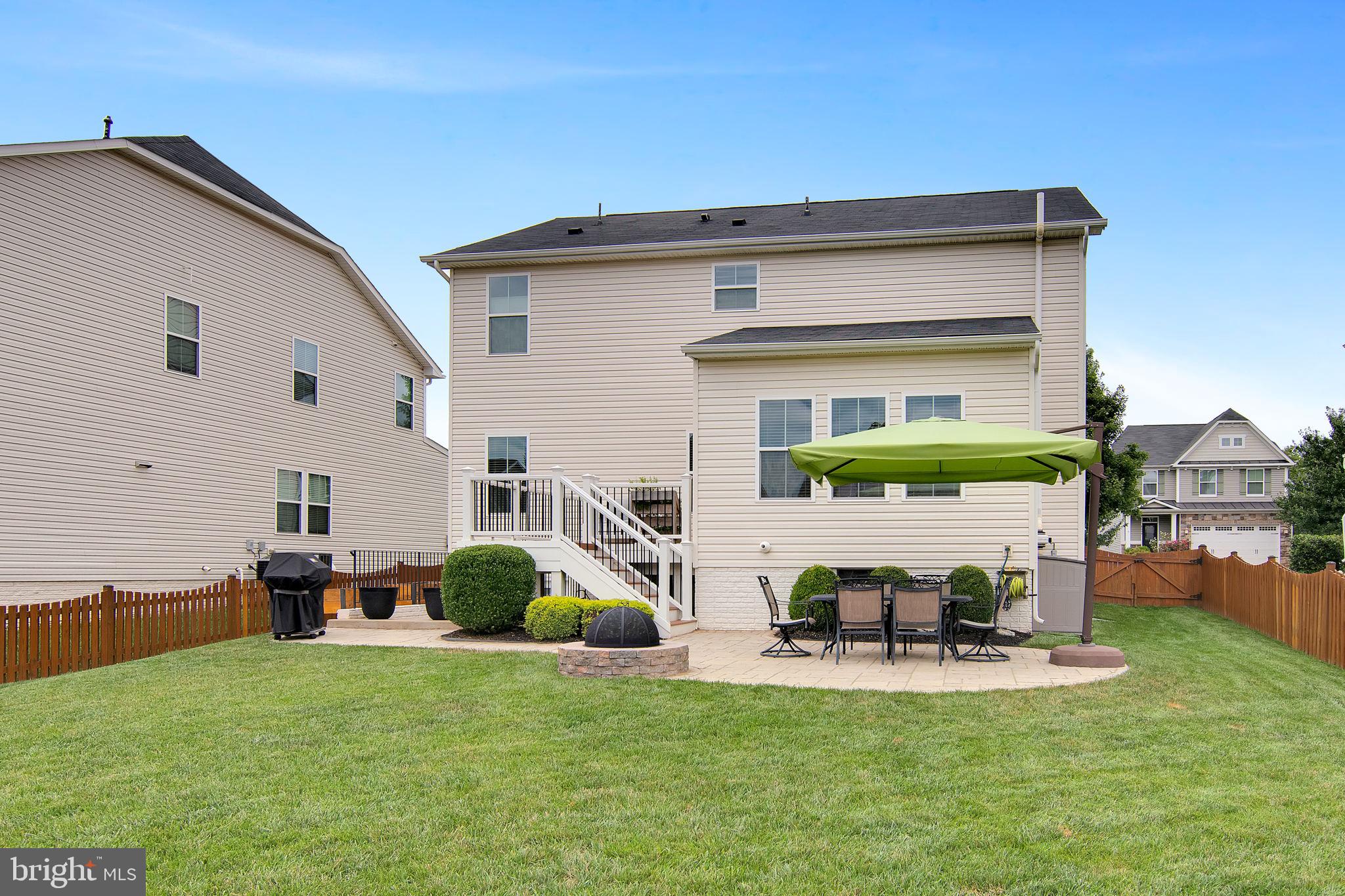 SEVEN HILLS - Residential