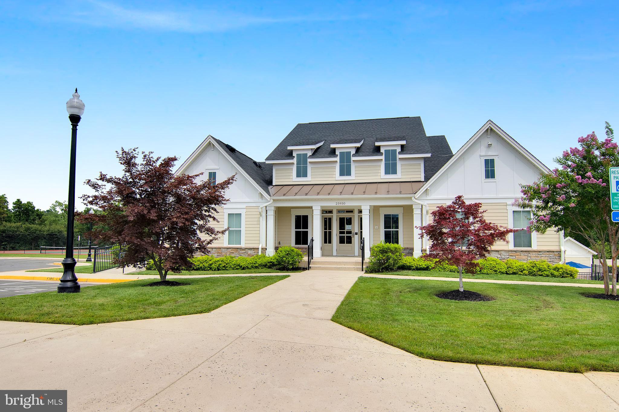 SEVEN HILLS - Residential