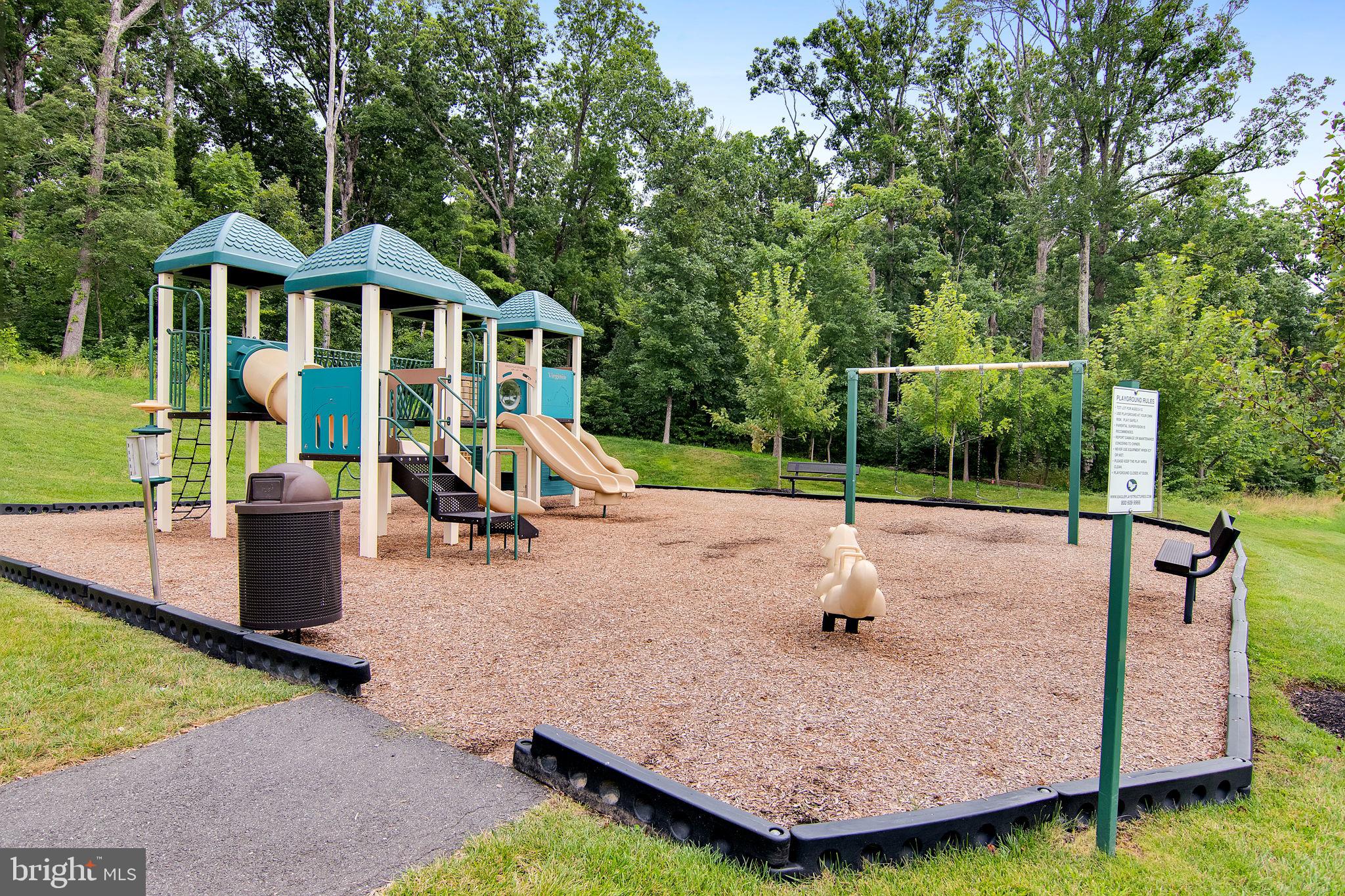 SEVEN HILLS - Residential