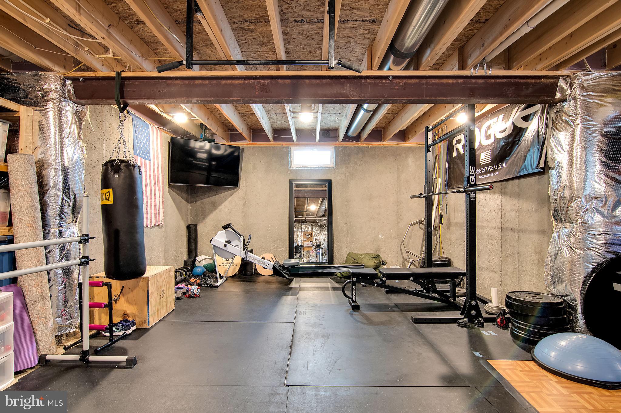 SEVEN HILLS - Residential