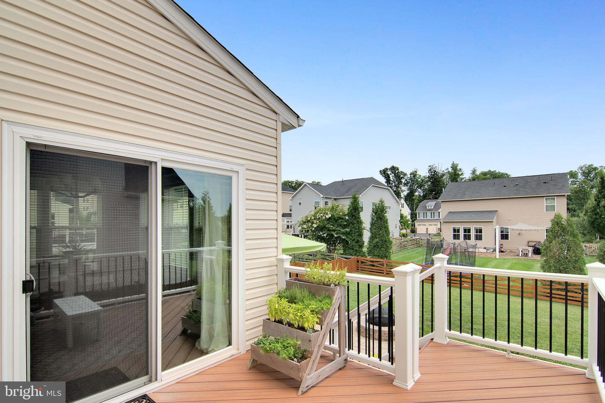 SEVEN HILLS - Residential