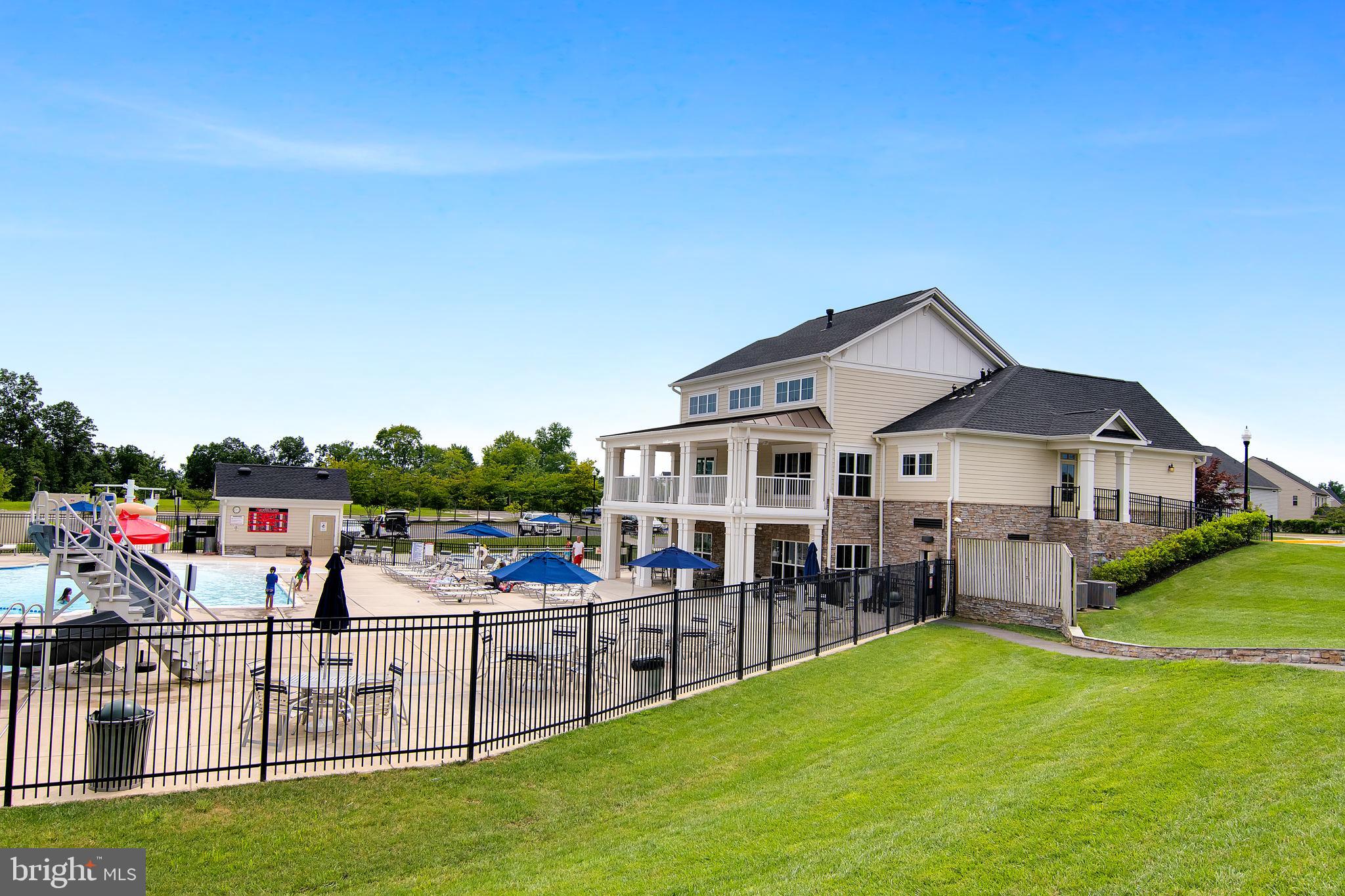 SEVEN HILLS - Residential