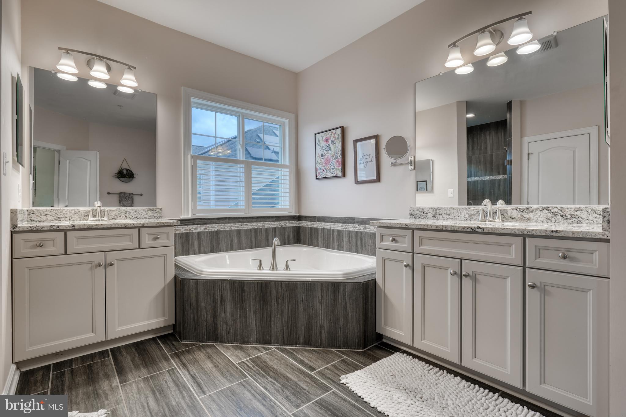 MAGNESS FARMS - Residential