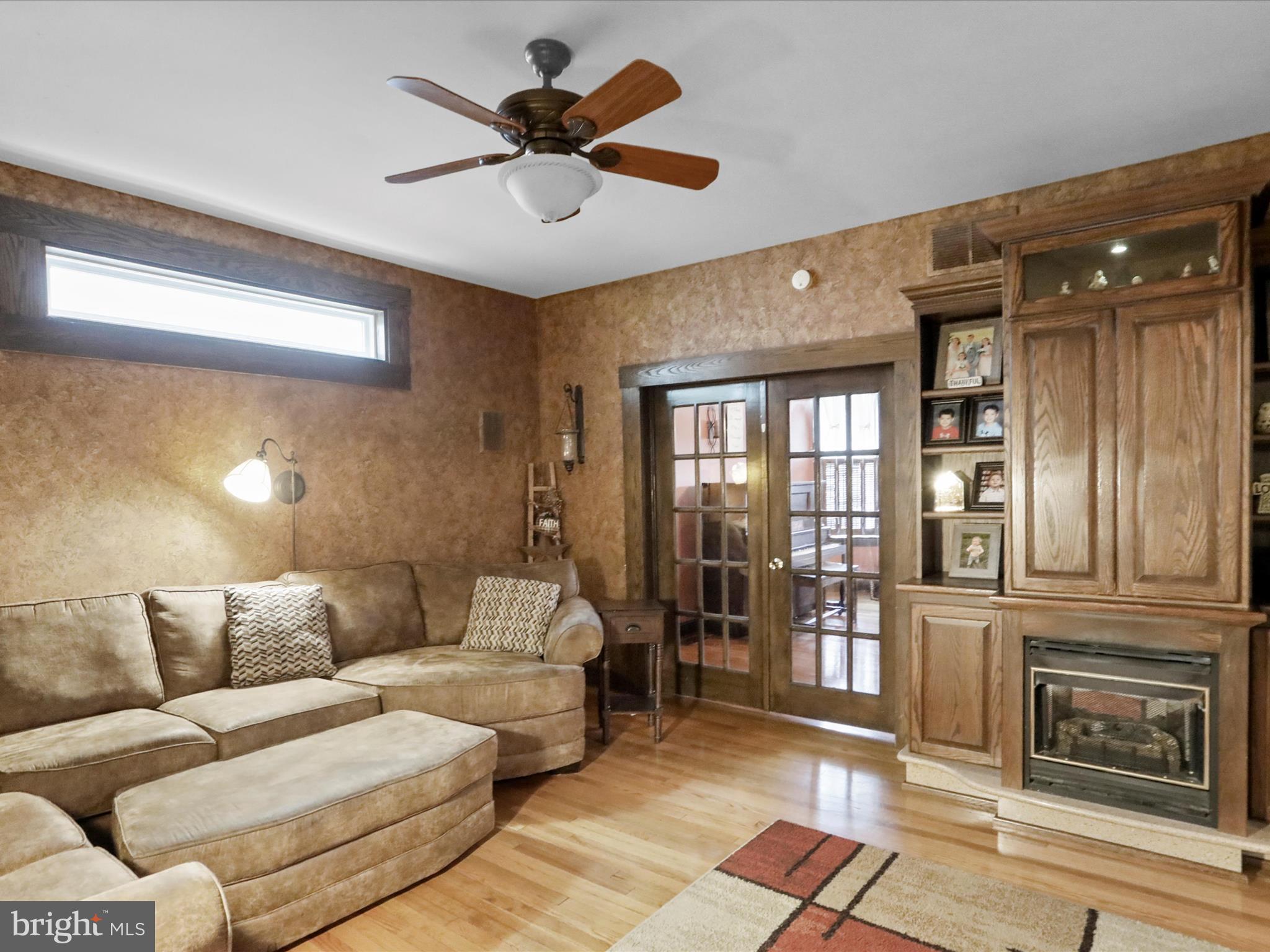 RIDGELEY - Residential