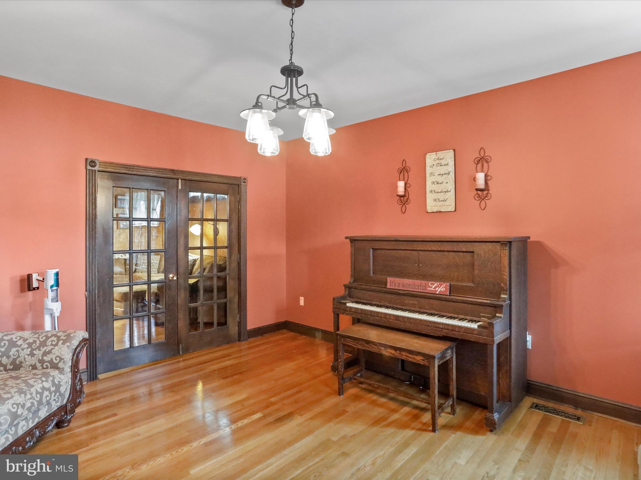 RIDGELEY - Residential