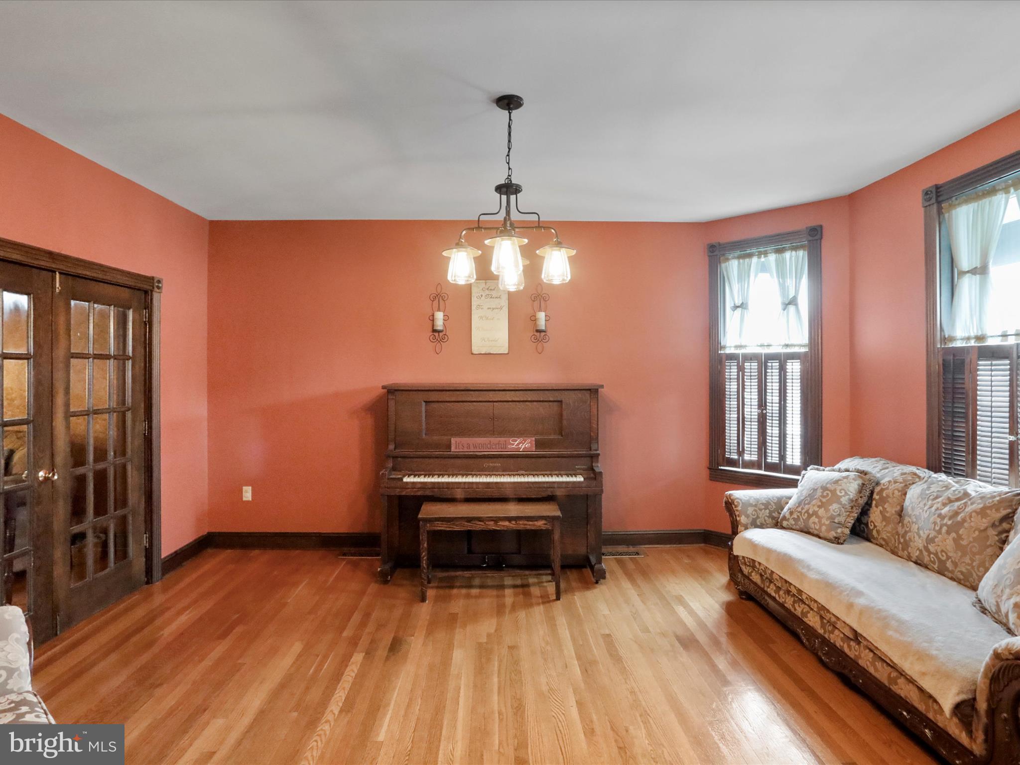 RIDGELEY - Residential