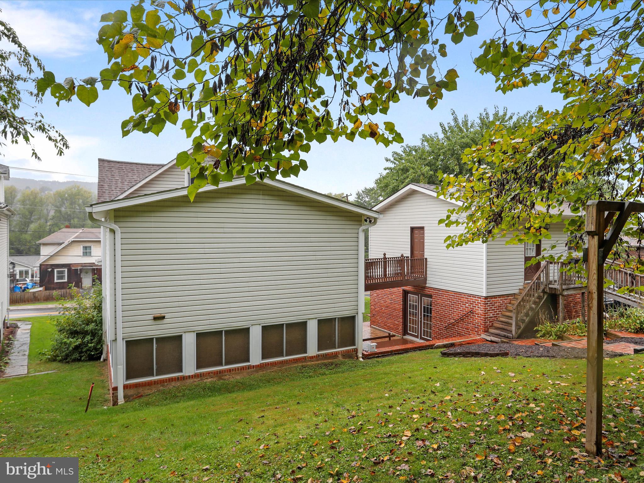 RIDGELEY - Residential